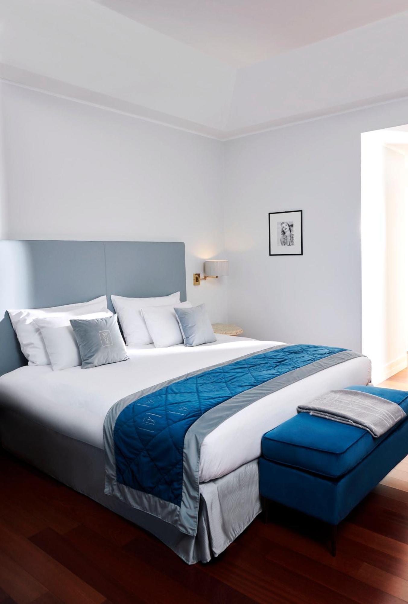 Panorama One Bedroom Suite with Balcony,1590336224:JPEG