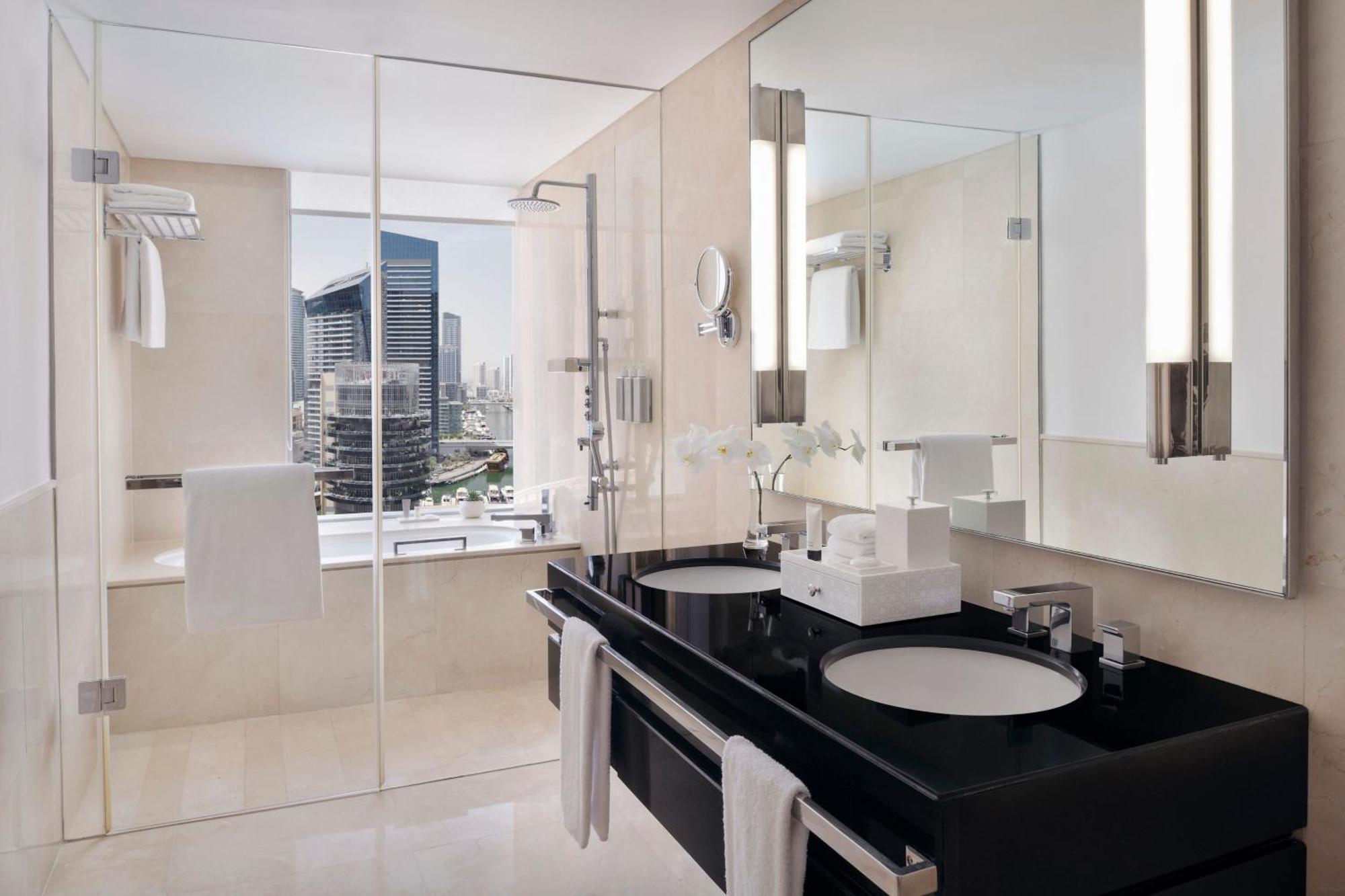 Grand Marina View Room, King bed, Club lounge access with Breakfast, Lunch & Dinner, Including direct access to Dubai Marina Mall & Marina Walk,1596867573:JPEG