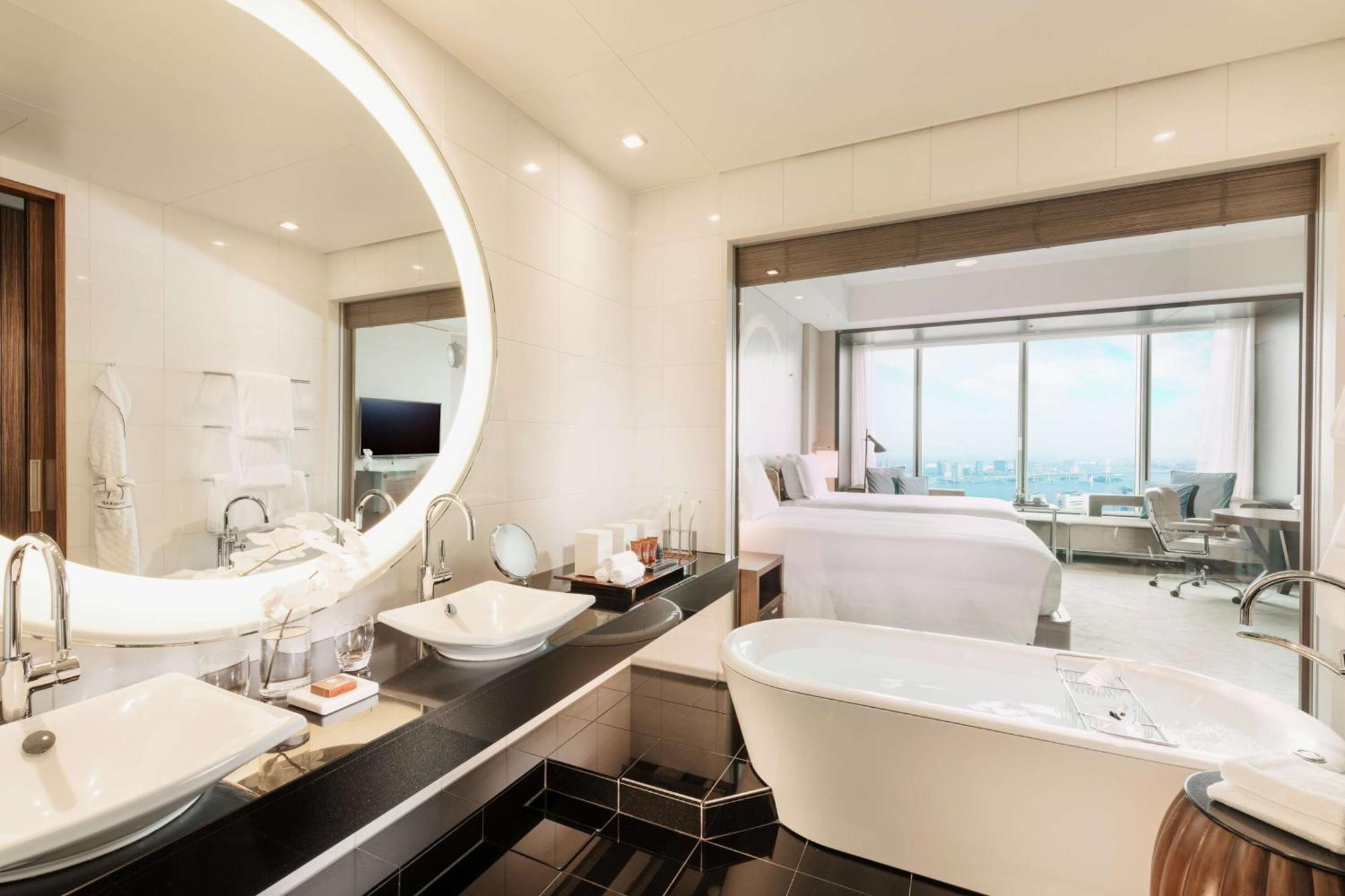 Zweibettzimmer mit Aussicht auf die Bucht