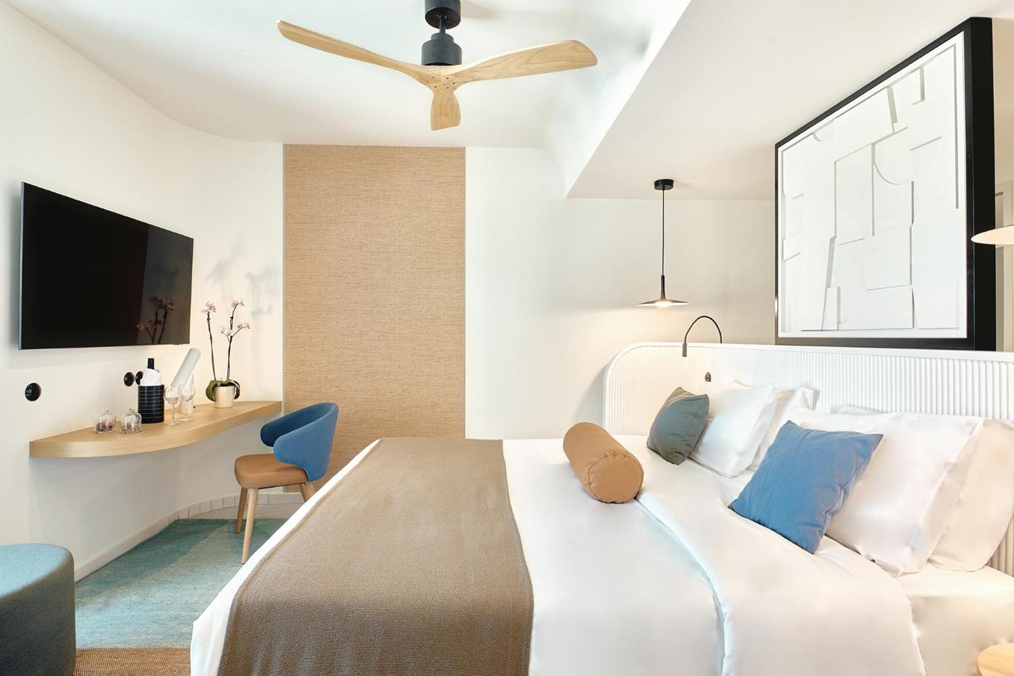 Deluxe Room Side Sea View,1606557950:JPEG