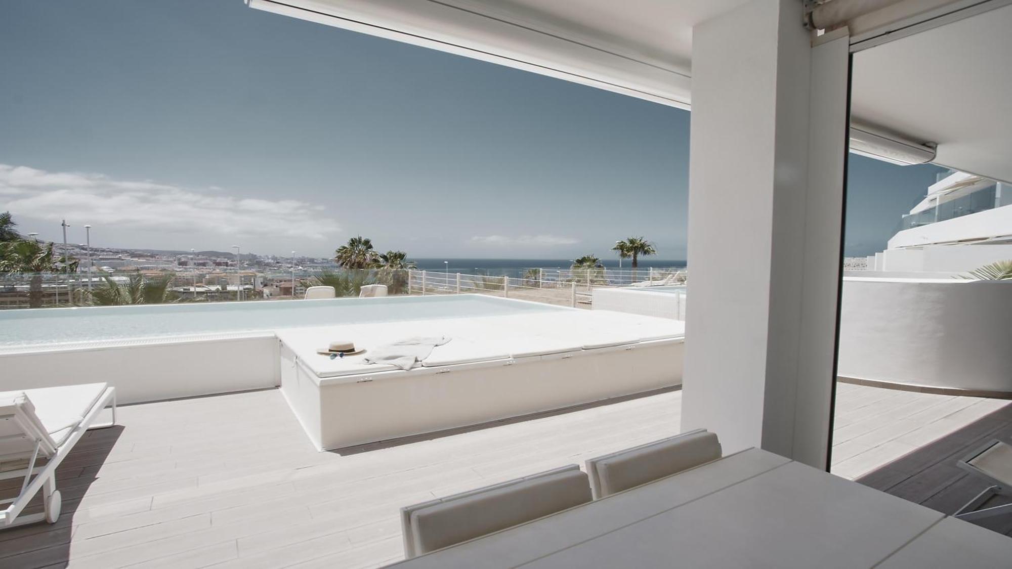 Suite Divinity Rio mit 1 Schlafzimmer, eigenem Pool und Meerblick