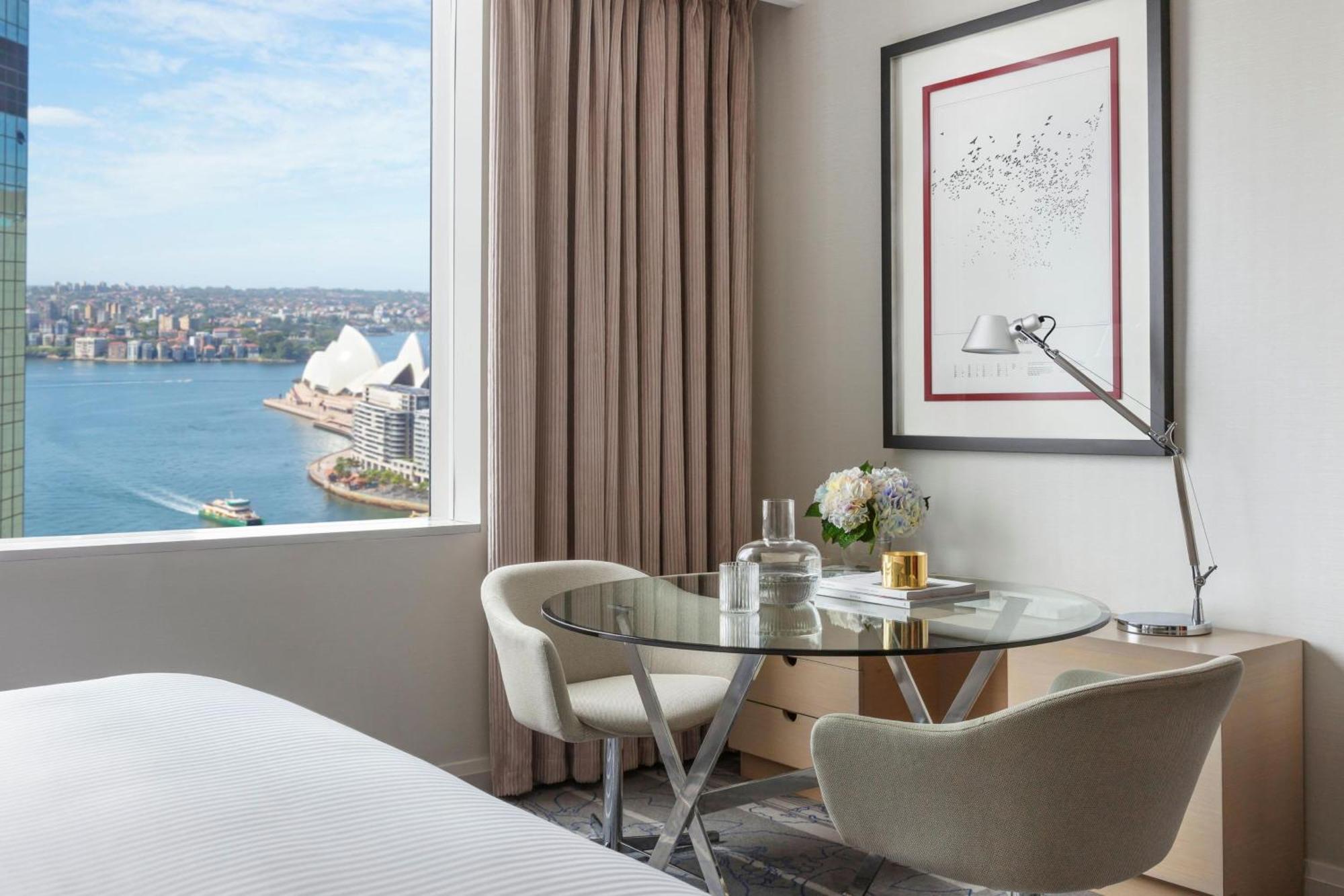 Executive King Room Club Lounge Access Opera House View,1706348681:JPEG