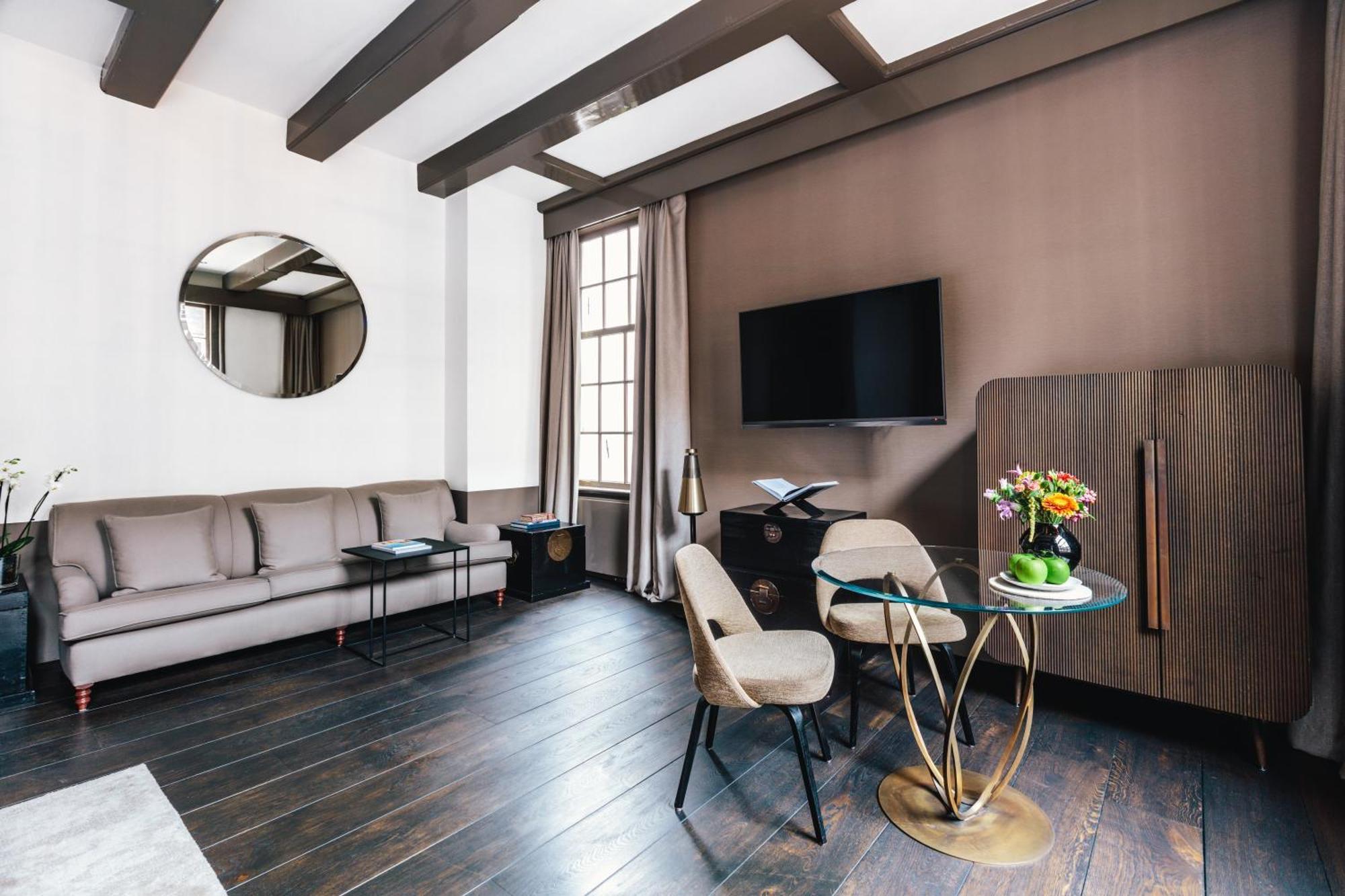 Luxury Suite Garden View