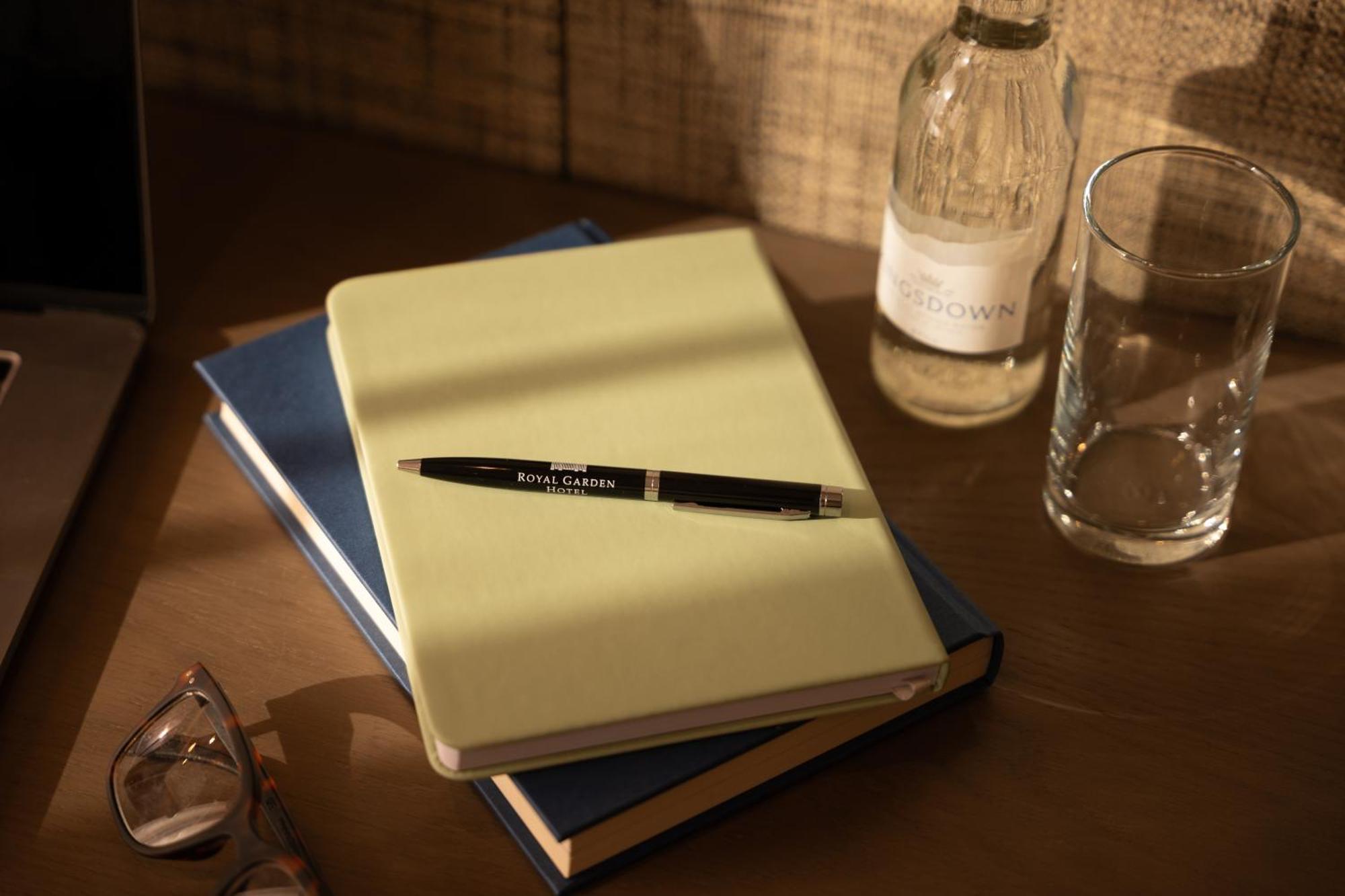 Deluxe Studio,1627929750:JPEG