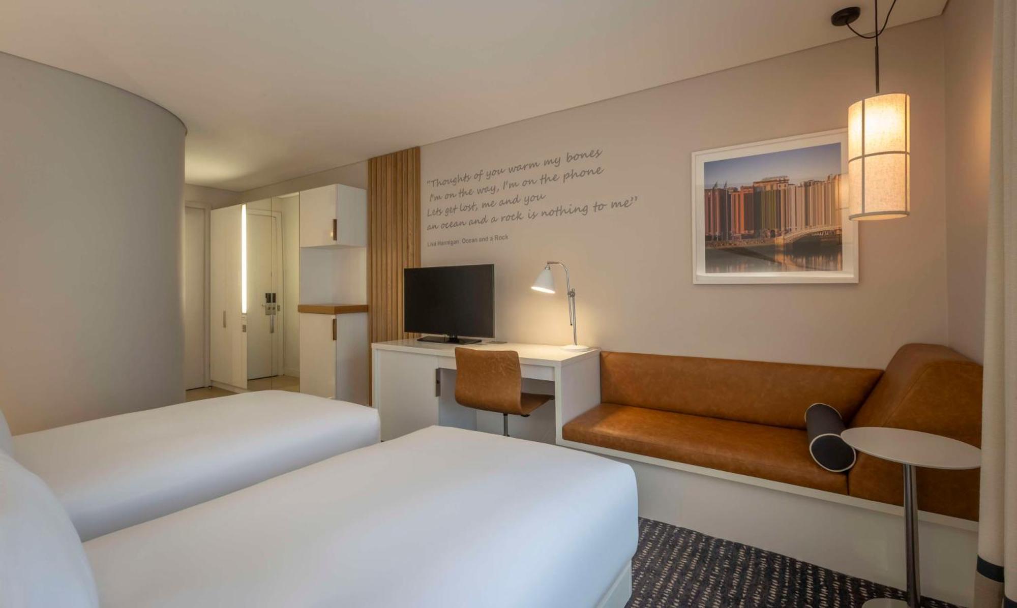 Family Connecting Rooms,1627934971:JPEG