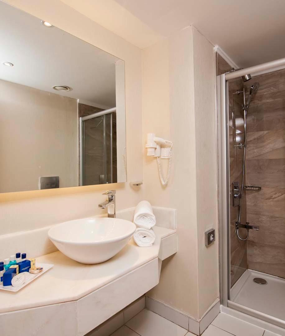 Standard Double Room,1632126765:JPEG