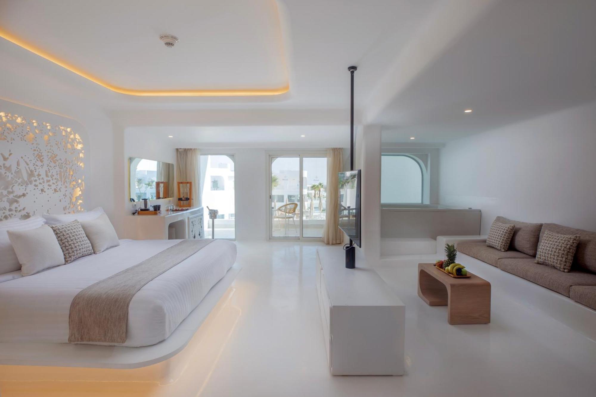 Jacuzzi Suite „Livin' It Up"