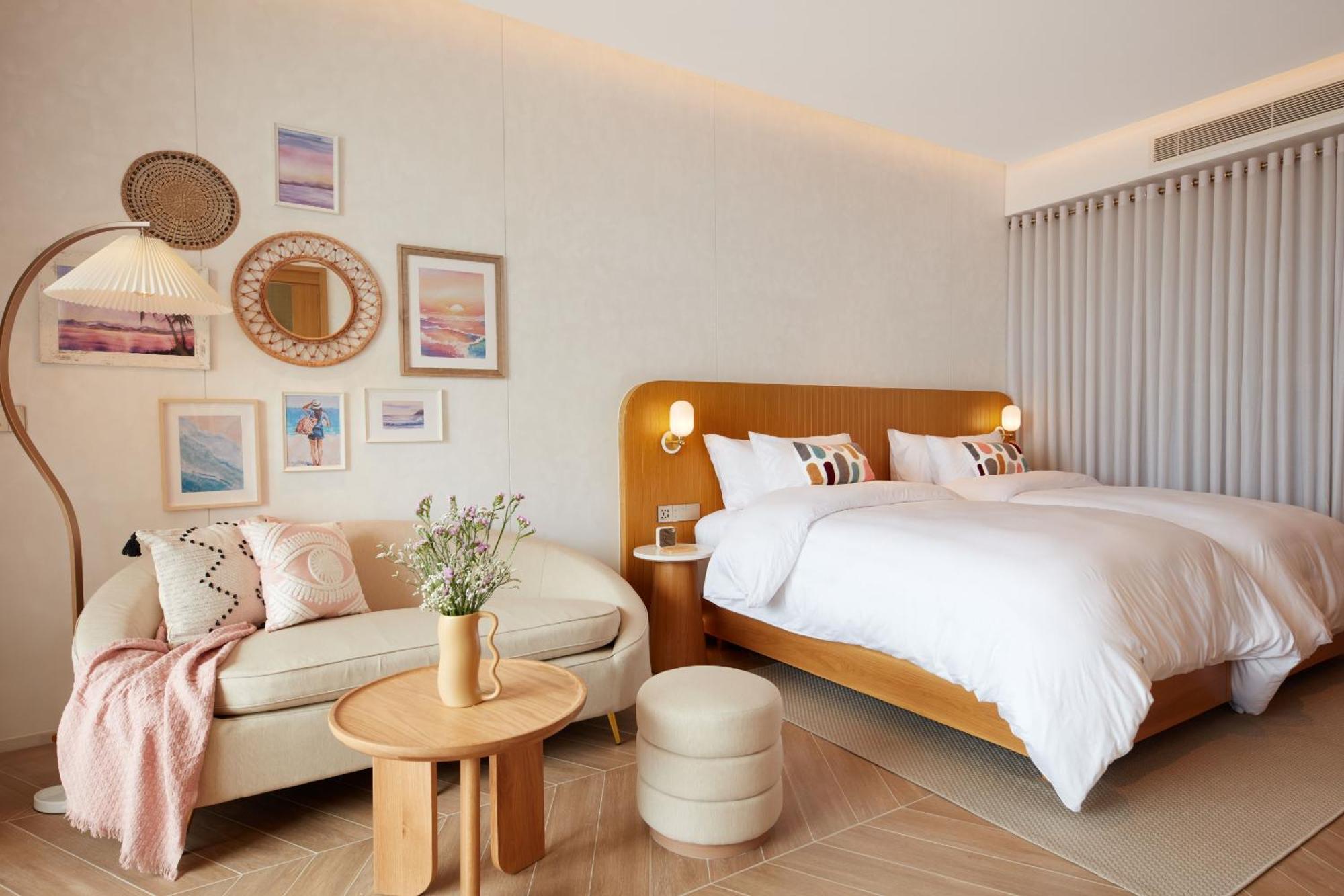 Deluxe Double or Twin Room with Sea View,1637552090:JPEG