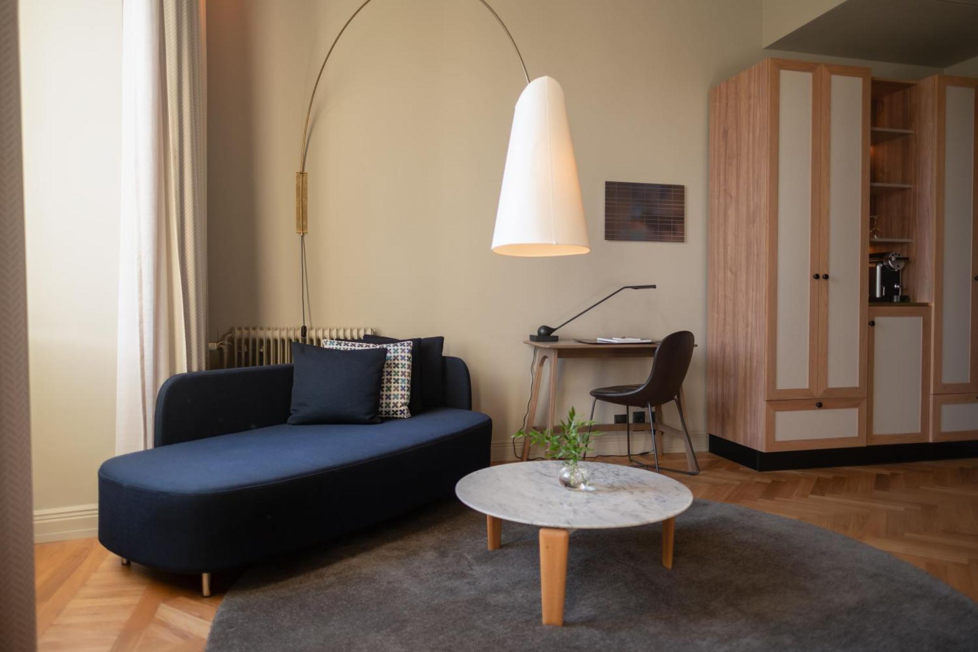 Deluxe King Room,1640377765:JPEG