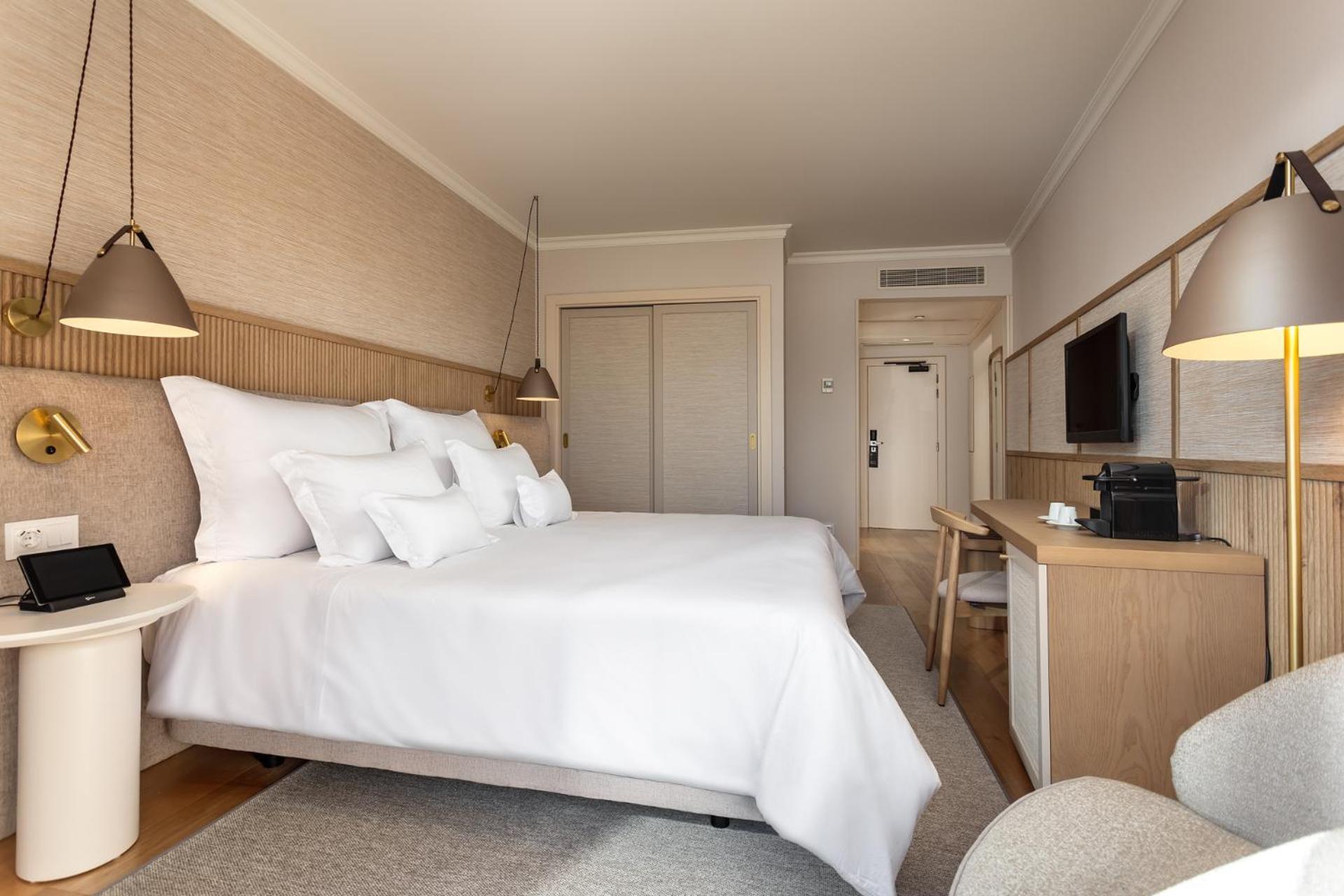 Double/Twin Room with Resort View,1644403311:JPEG