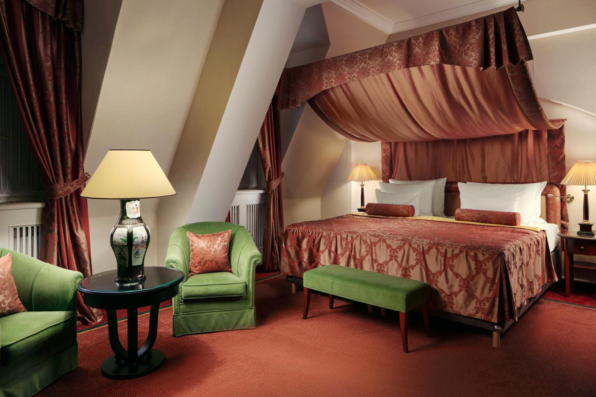 Art Nouveau King Suite,1646329538:JPEG