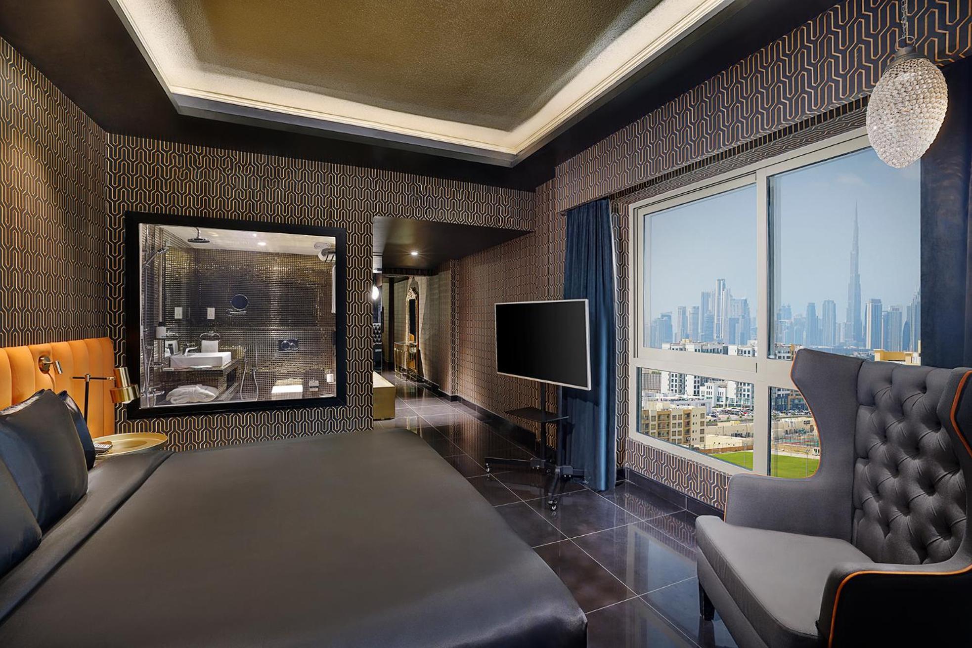 Premium Level Luxury with Private Bar,1648999577:JPEG