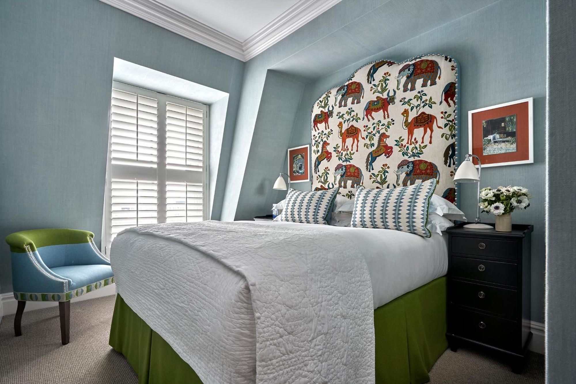 Superior Room,1654275243:JPEG