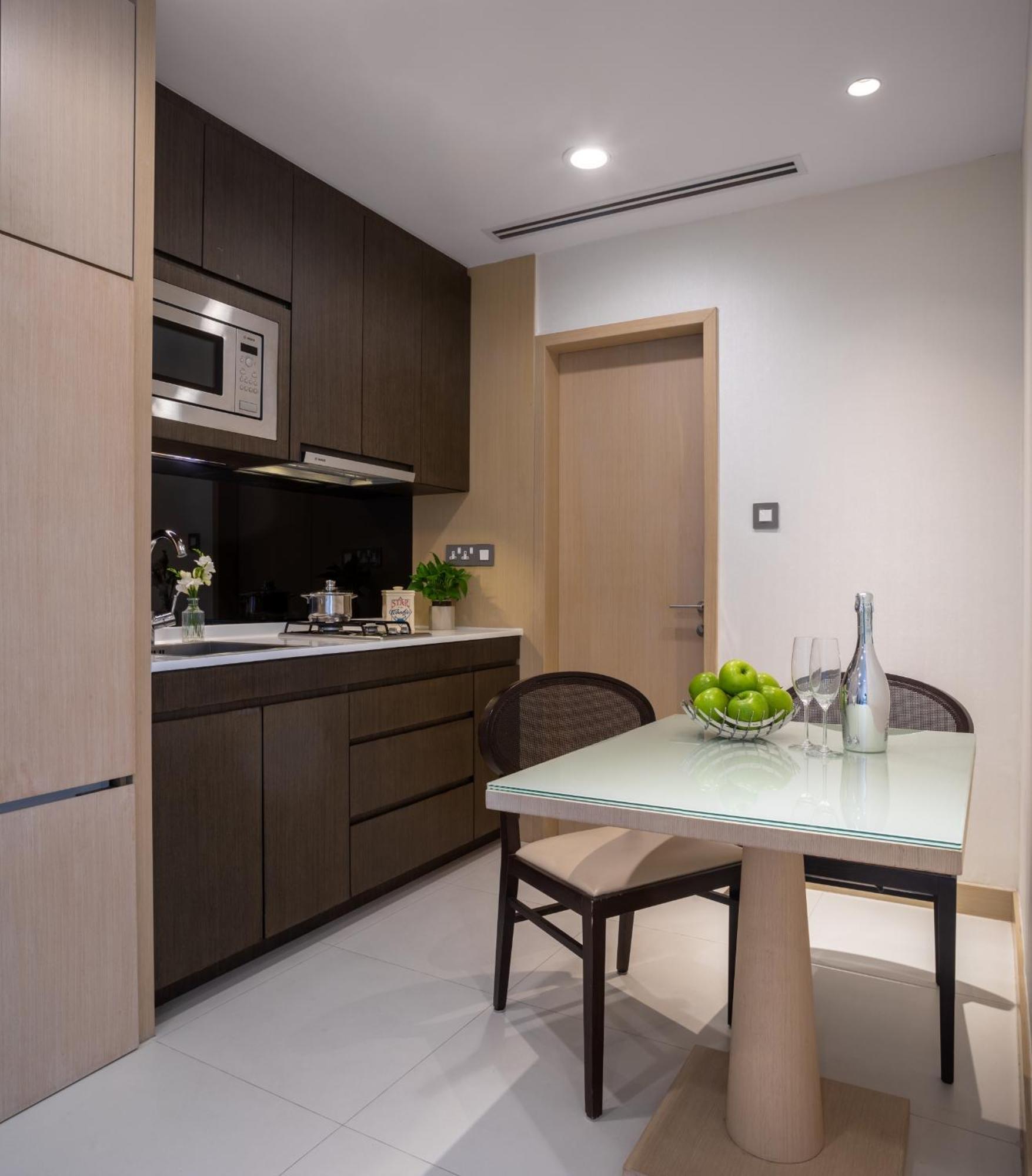 Deluxe One-Bedroom Apartment,1672581596:JPEG