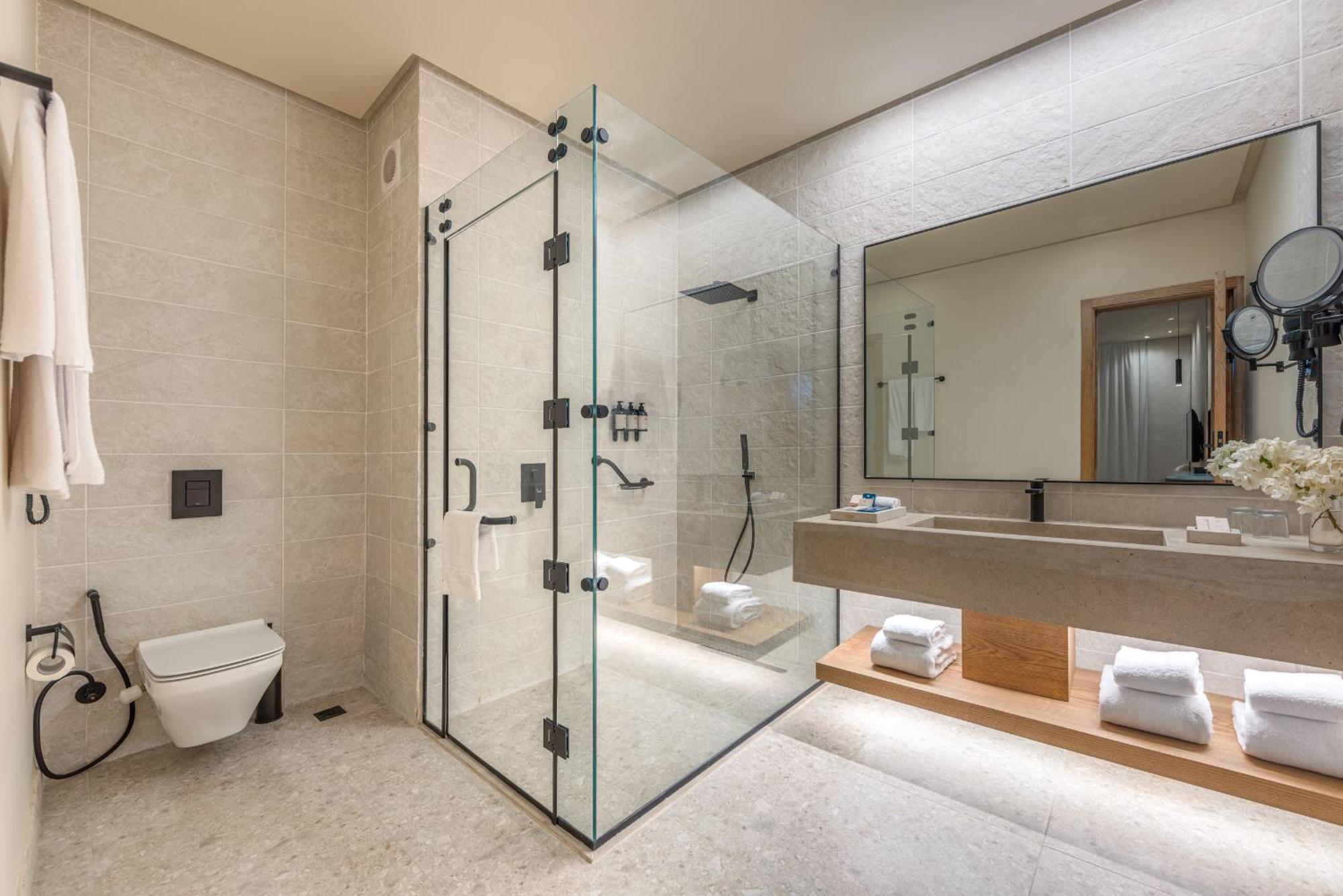 Grand Deluxe Suite