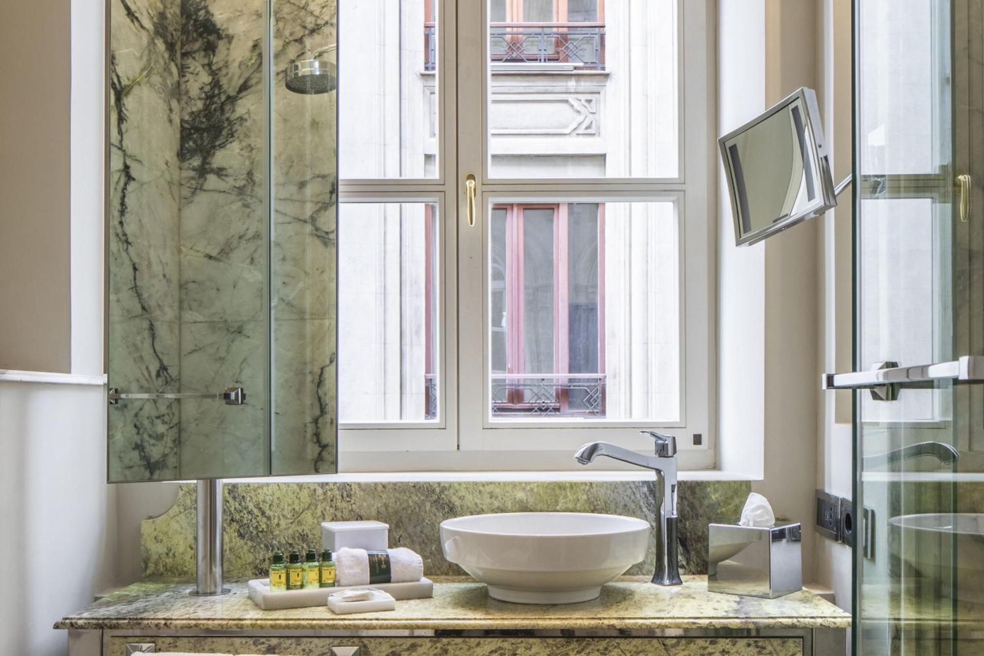 Classic King Room,1668080419:JPEG