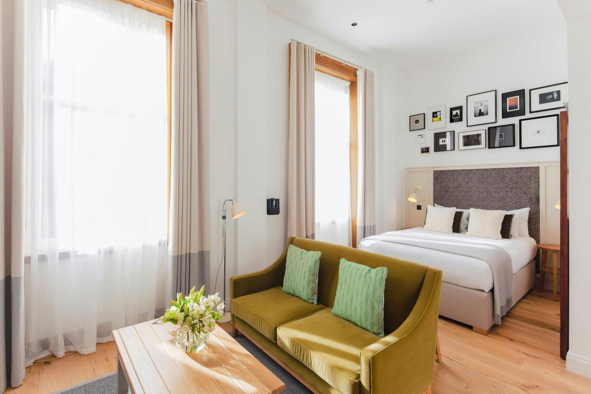 Double Studio with City View,1687479050:JPEG