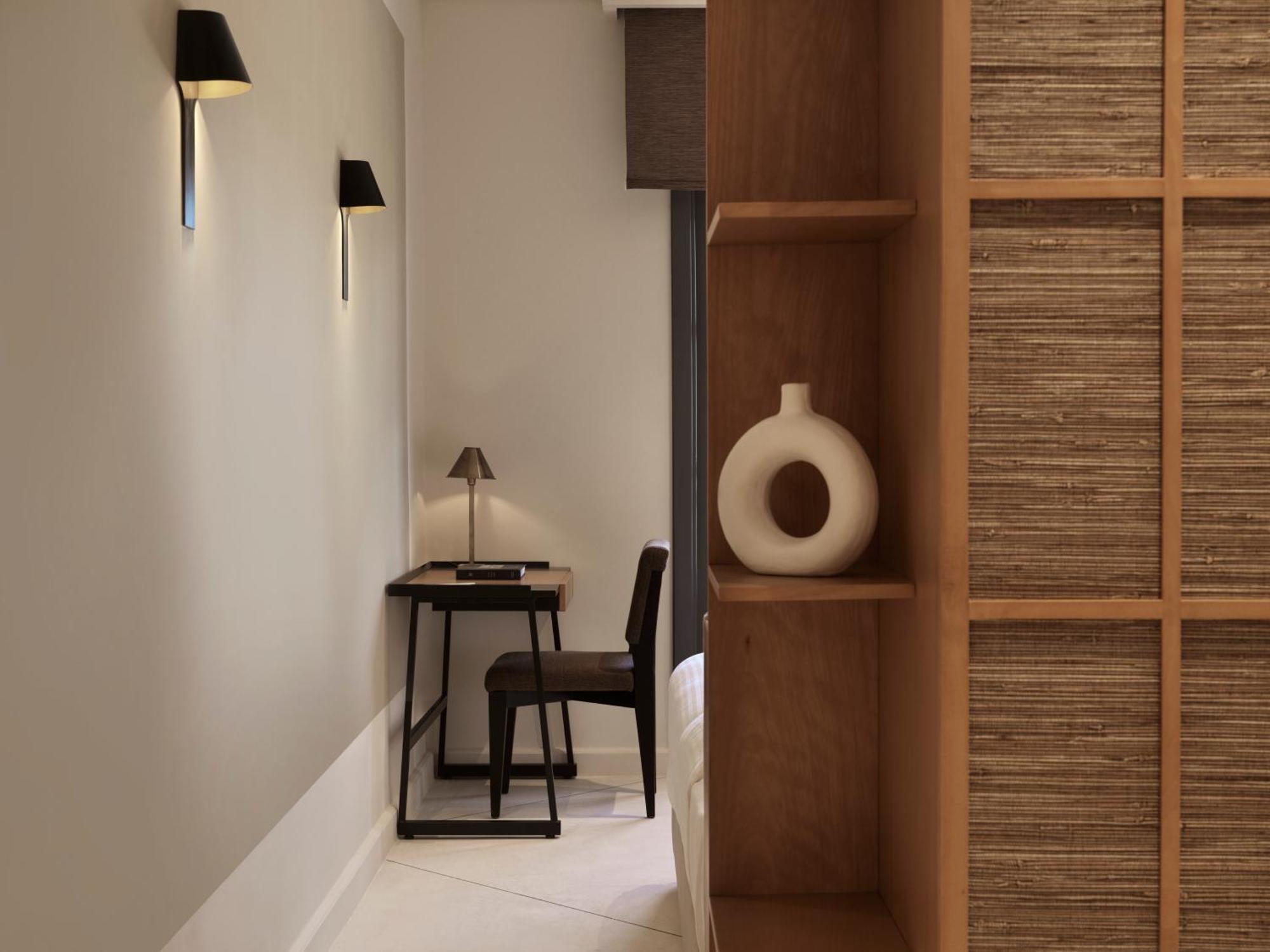 Premium Zimmer mit Balkon – direkt am Strand