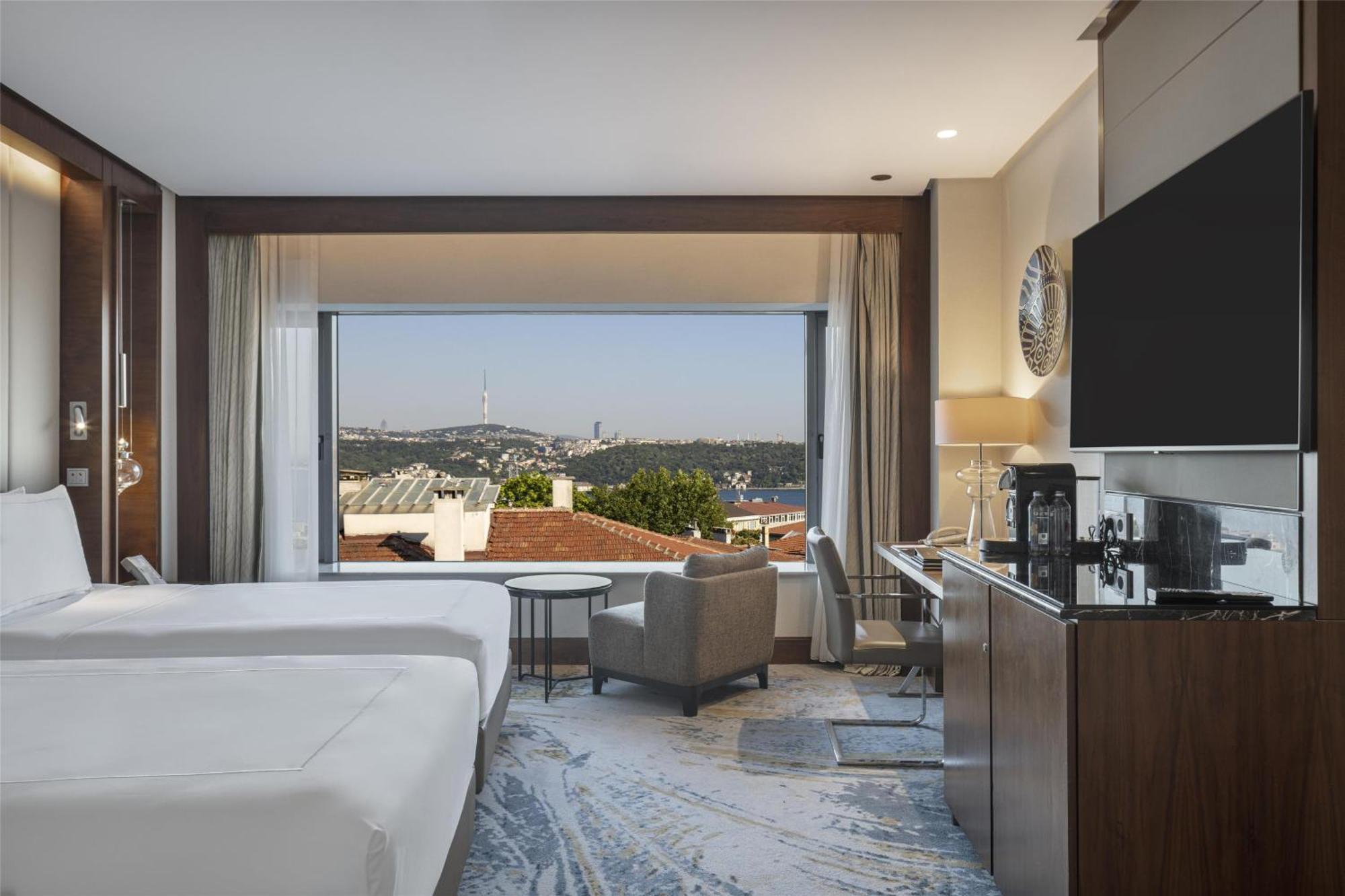 Deluxe Twin Room Partial Bosphorus View,1698856342:JPEG