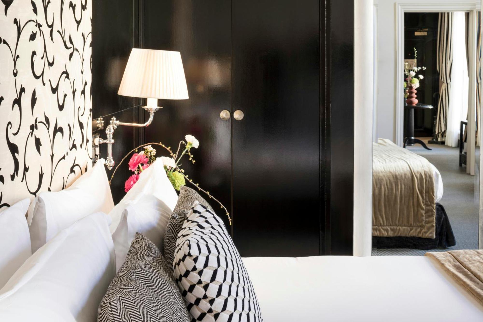 Family Room,1729985902:JPEG