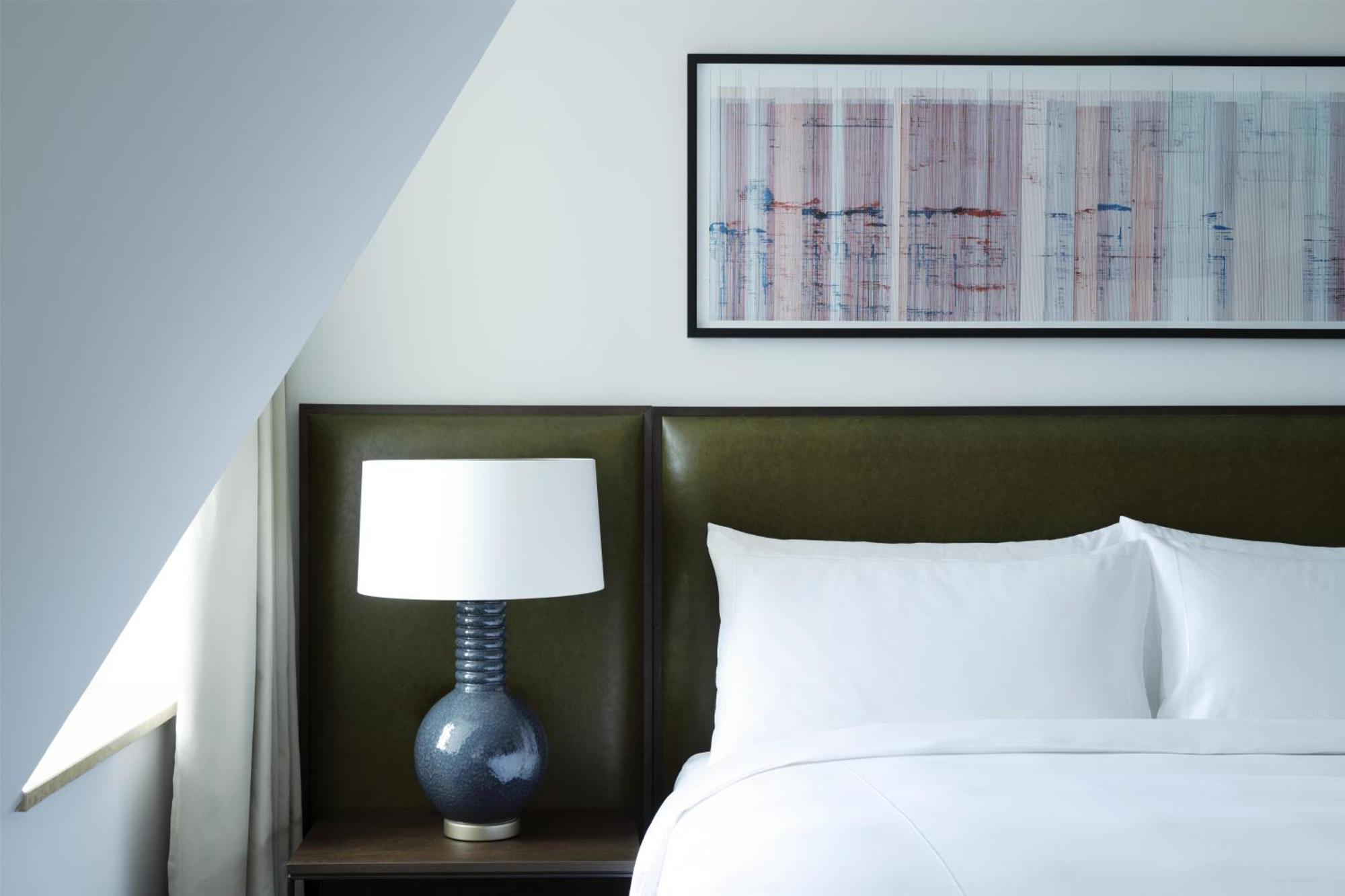 Deluxe King Studio,1729999289:JPEG