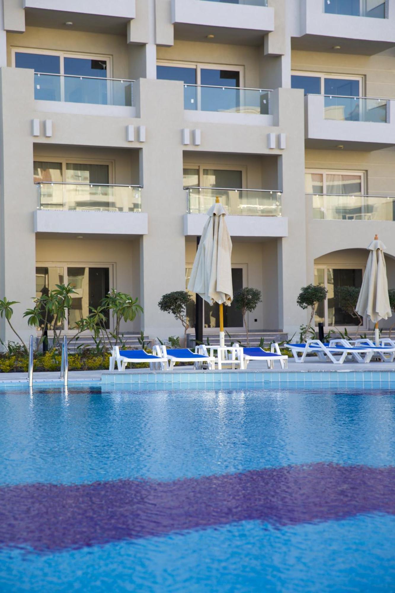 Honeymoon Package - Romance in the Lovers’ Paradise Package,1739897409:JPEG