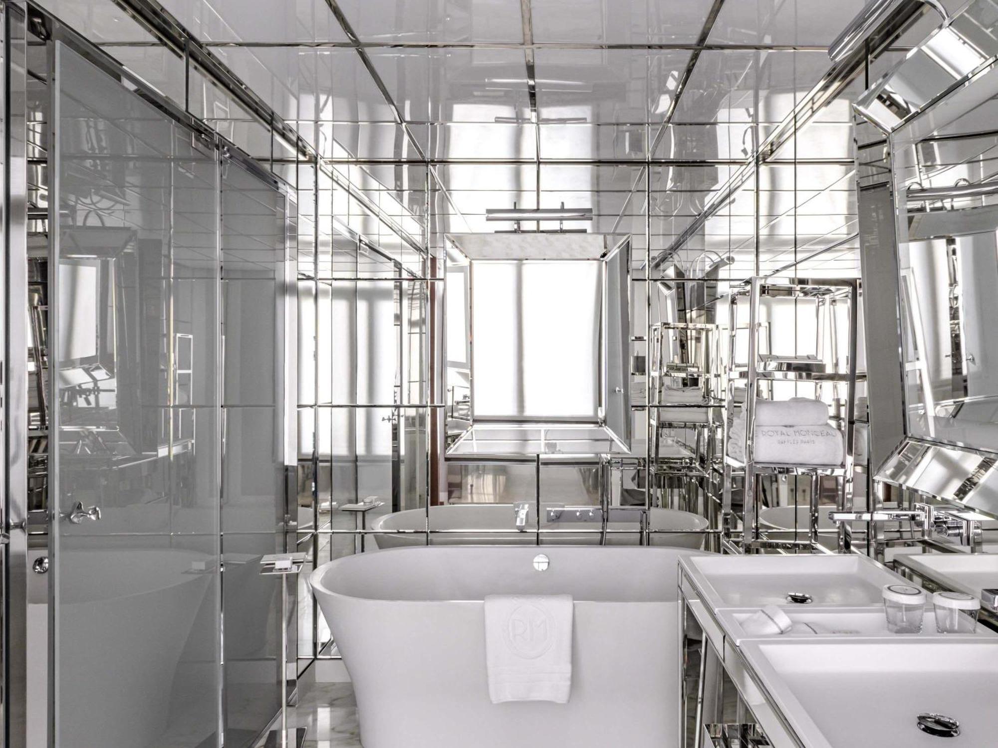 Deluxe Collection Room,1742606576:JPEG