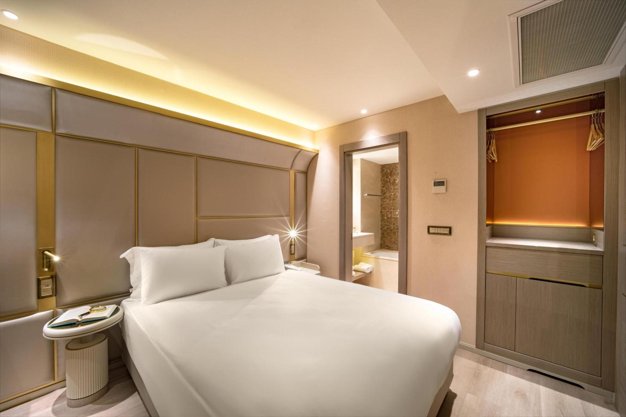Budget Double Room,1742608290:JPEG