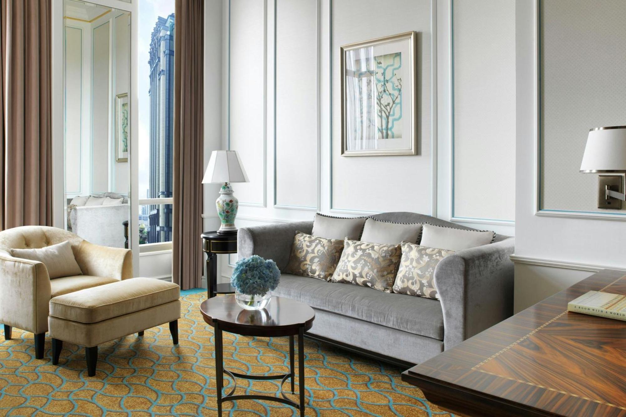 One-Bedroom Premier King Suite with Club Access,1742611542:JPEG