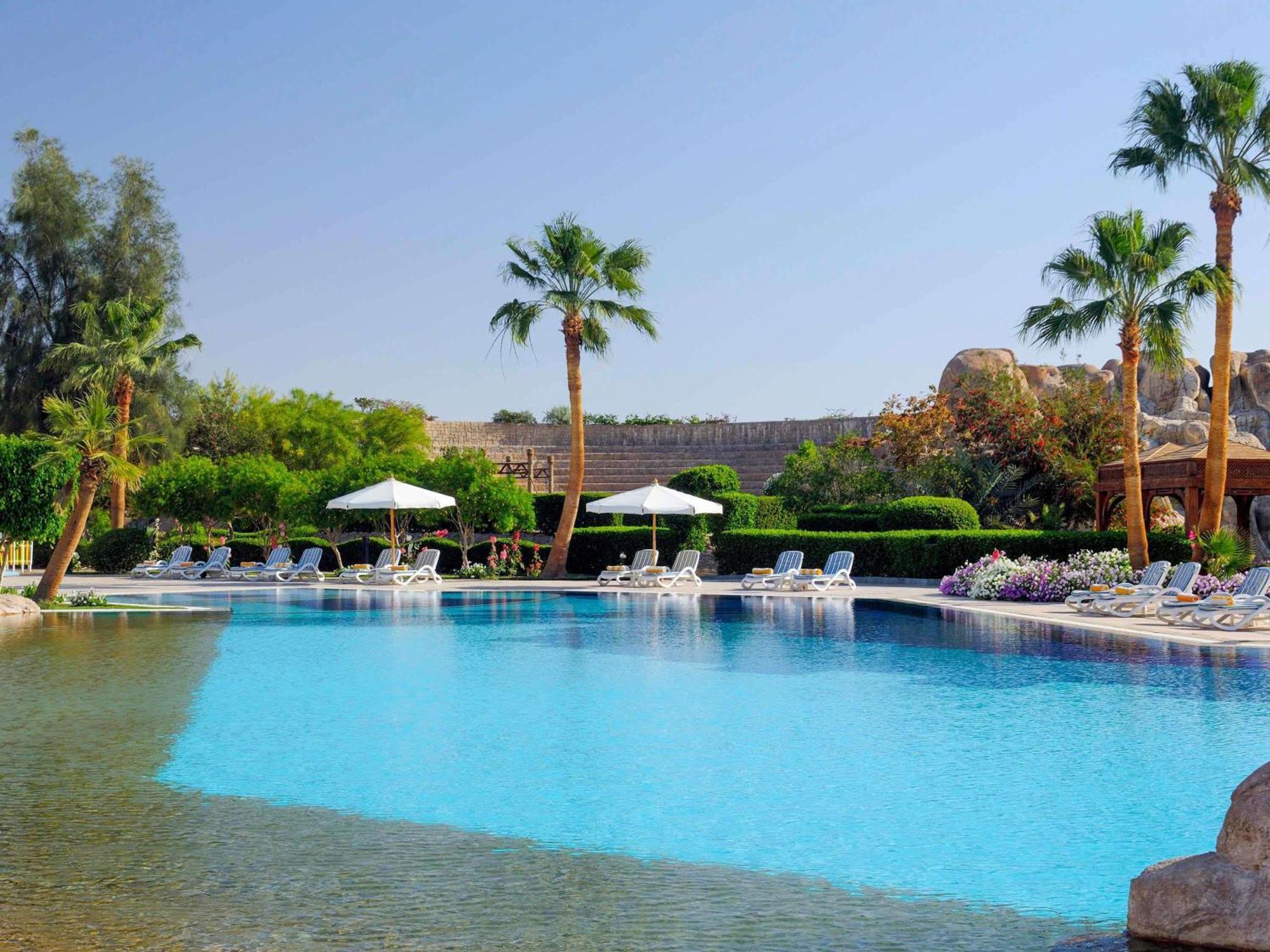 Standard Twin Room with Pool View - Mountain Side,1742652616:JPEG