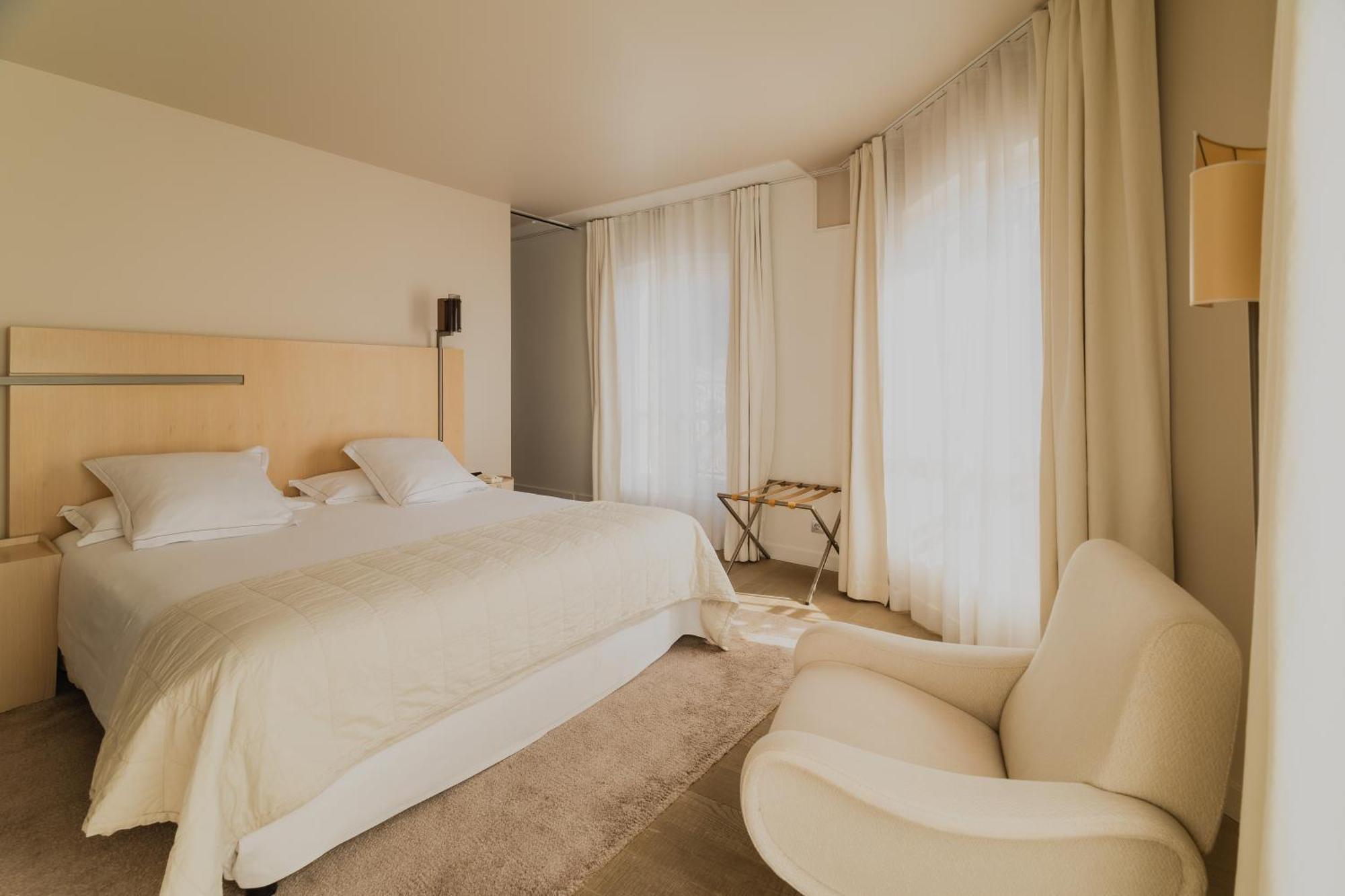 Junior Suite,1746896056:JPEG