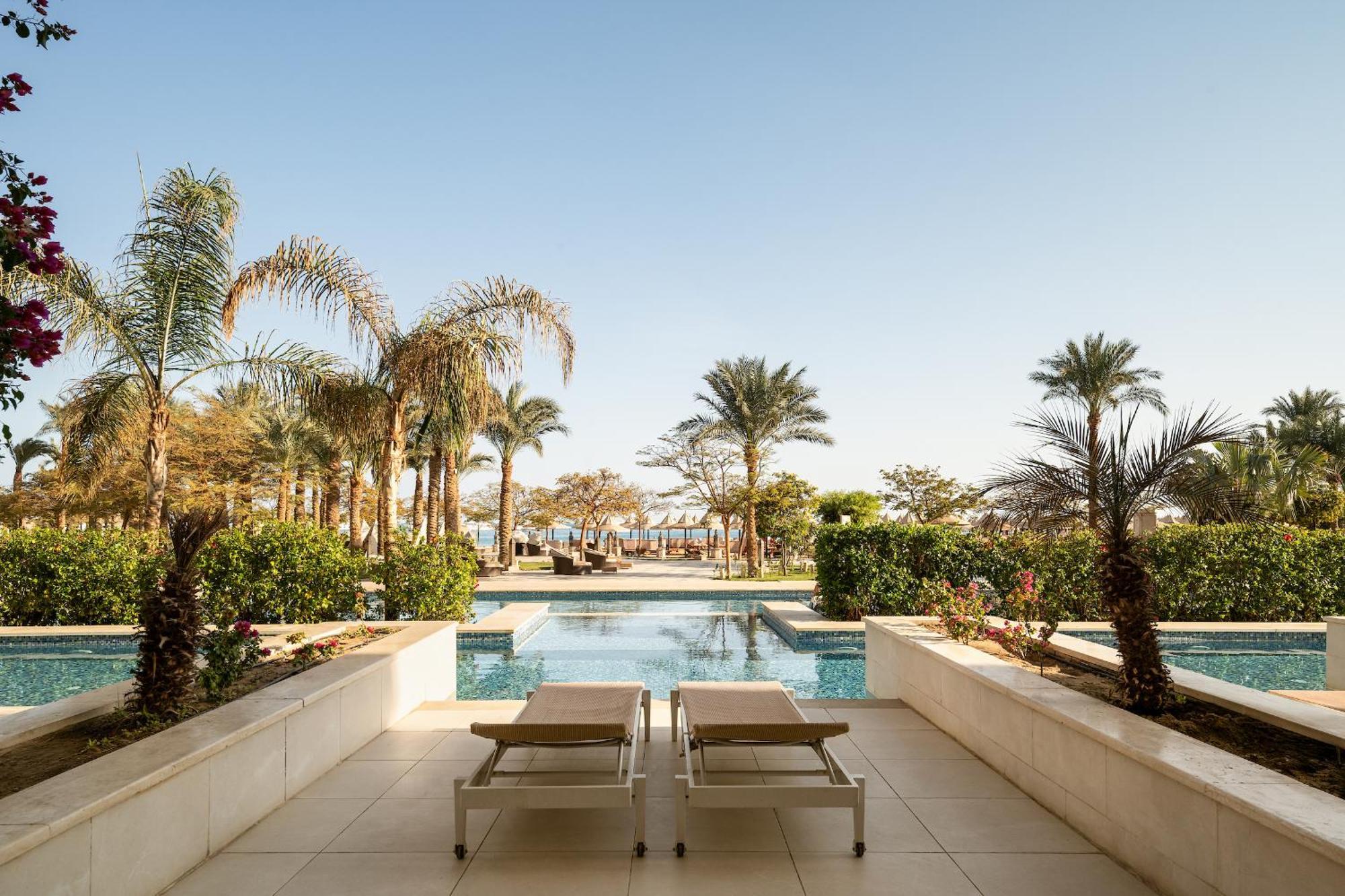 Junior Suite mit direktem Zugang zum Pool