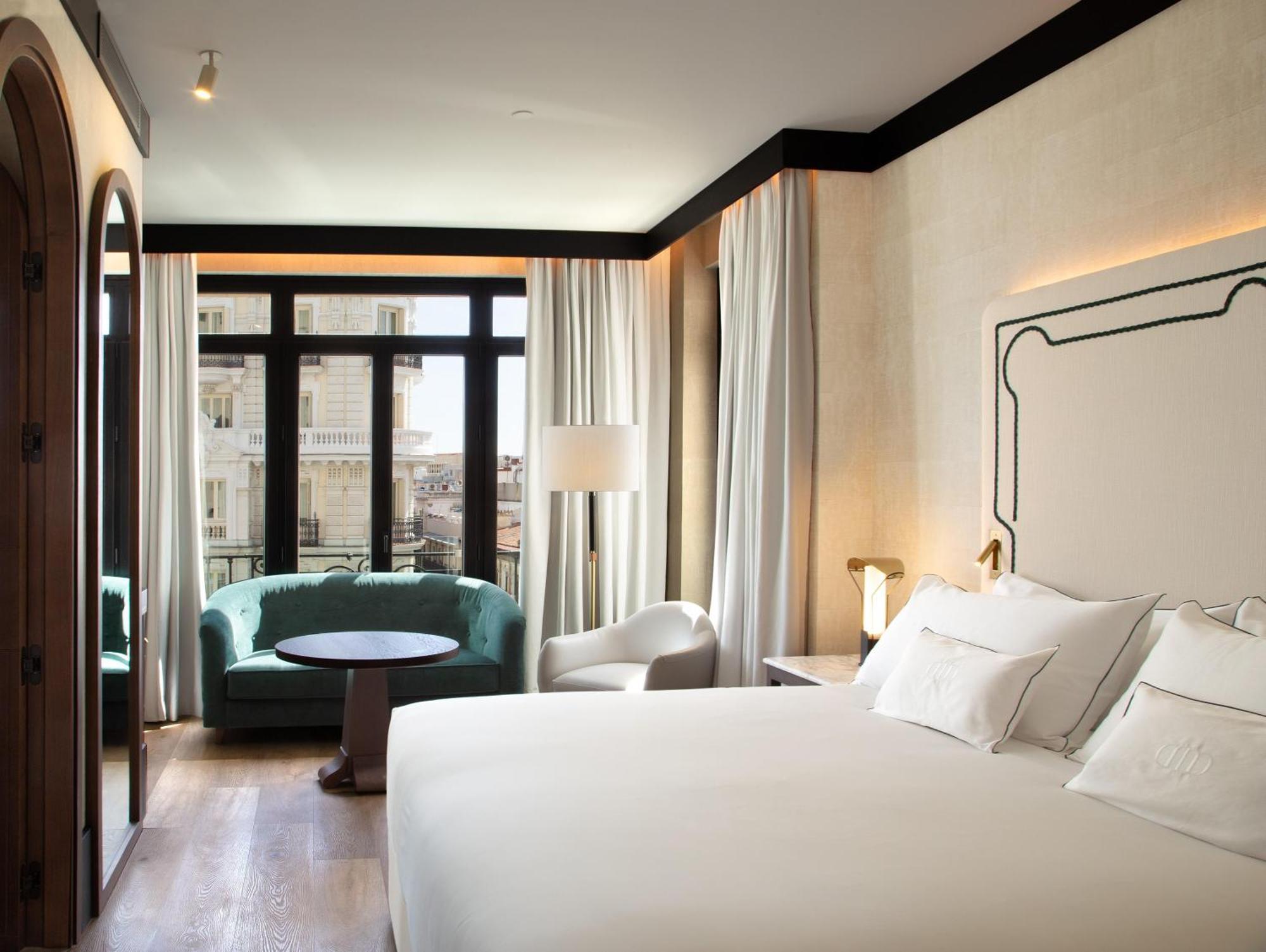 Zimmer Esperanza mit Kingsize-Bett