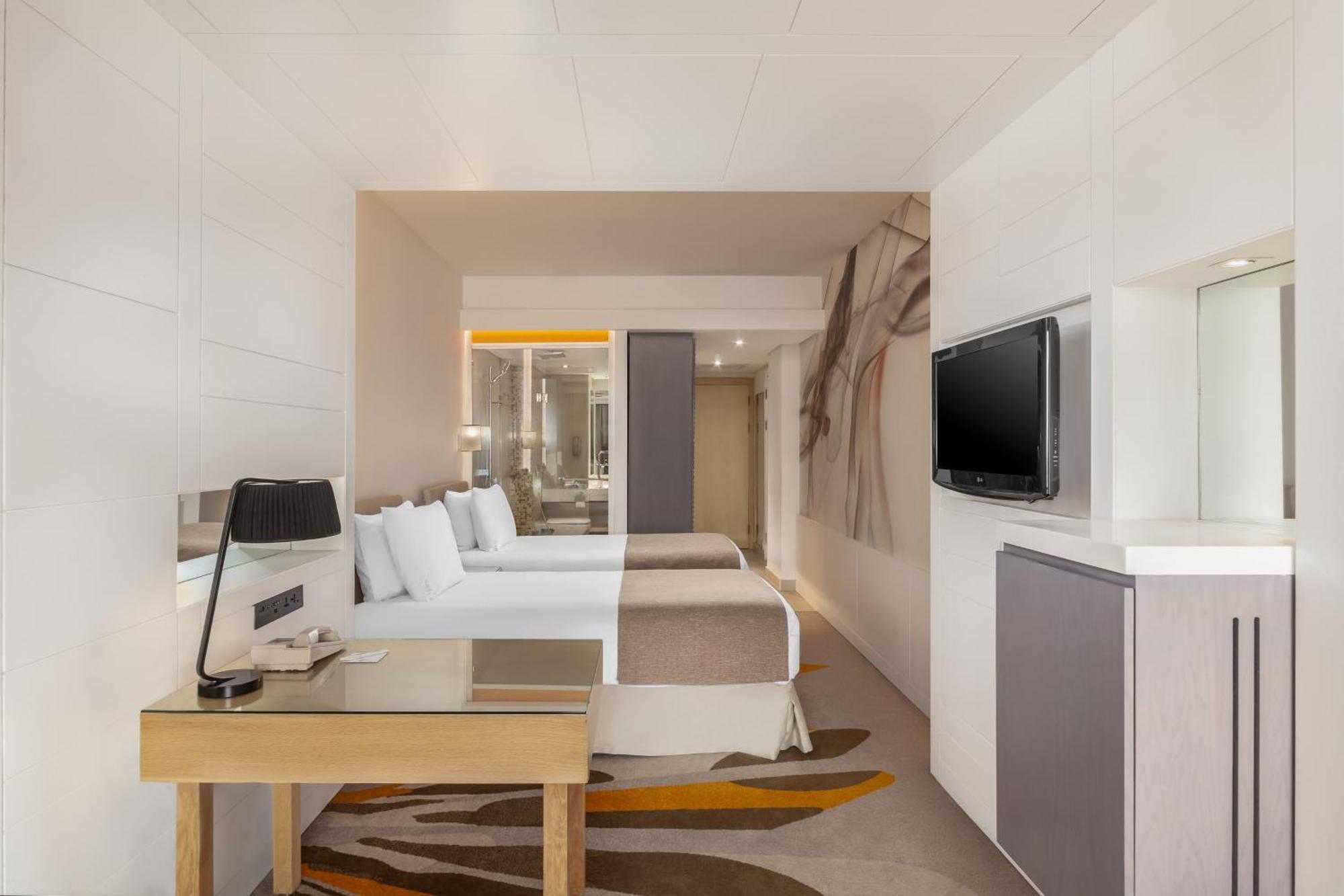 Standard Zweibettzimmer mit Stadtblick – Raucher