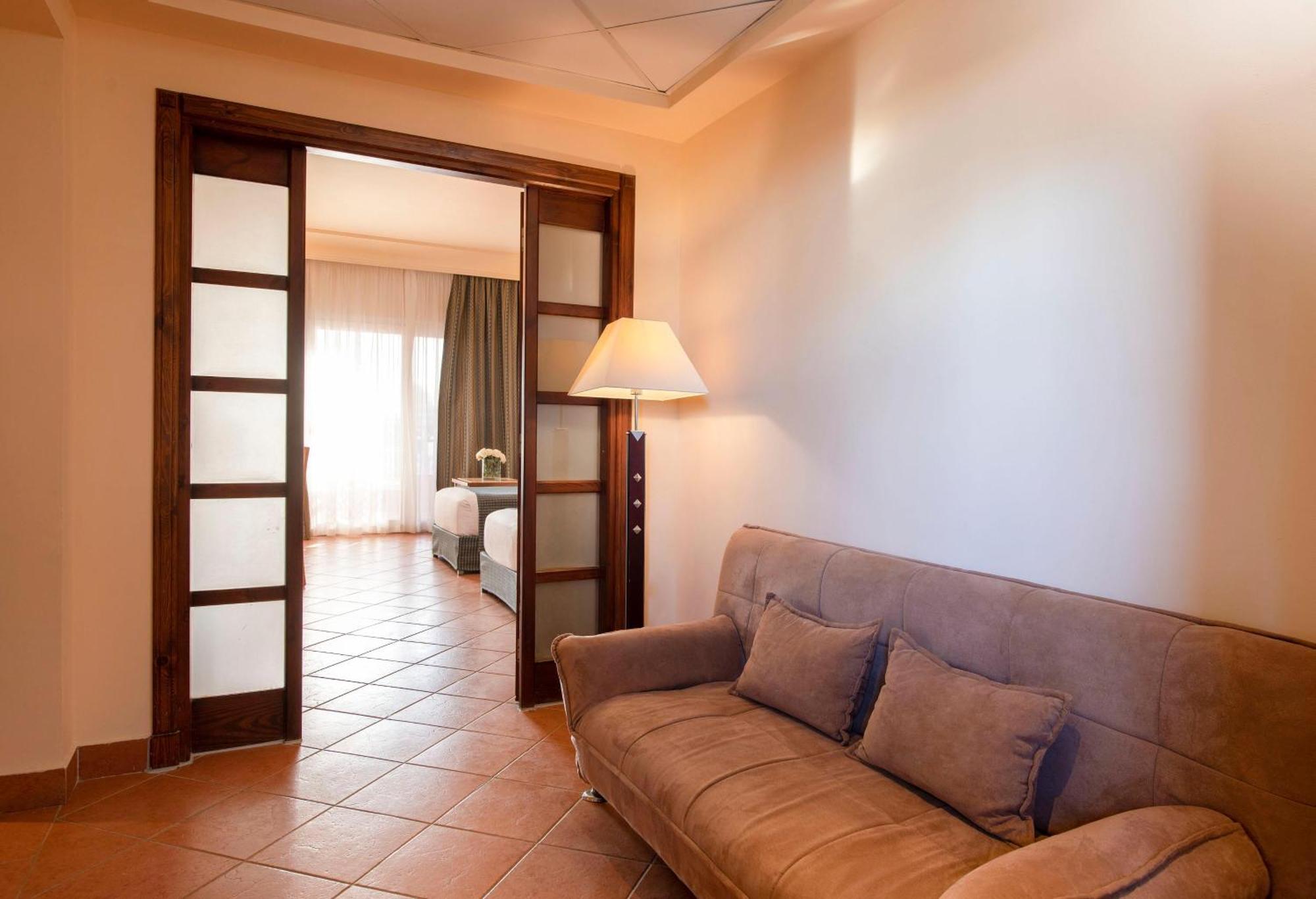 Family Suite Pool/Aquapark View