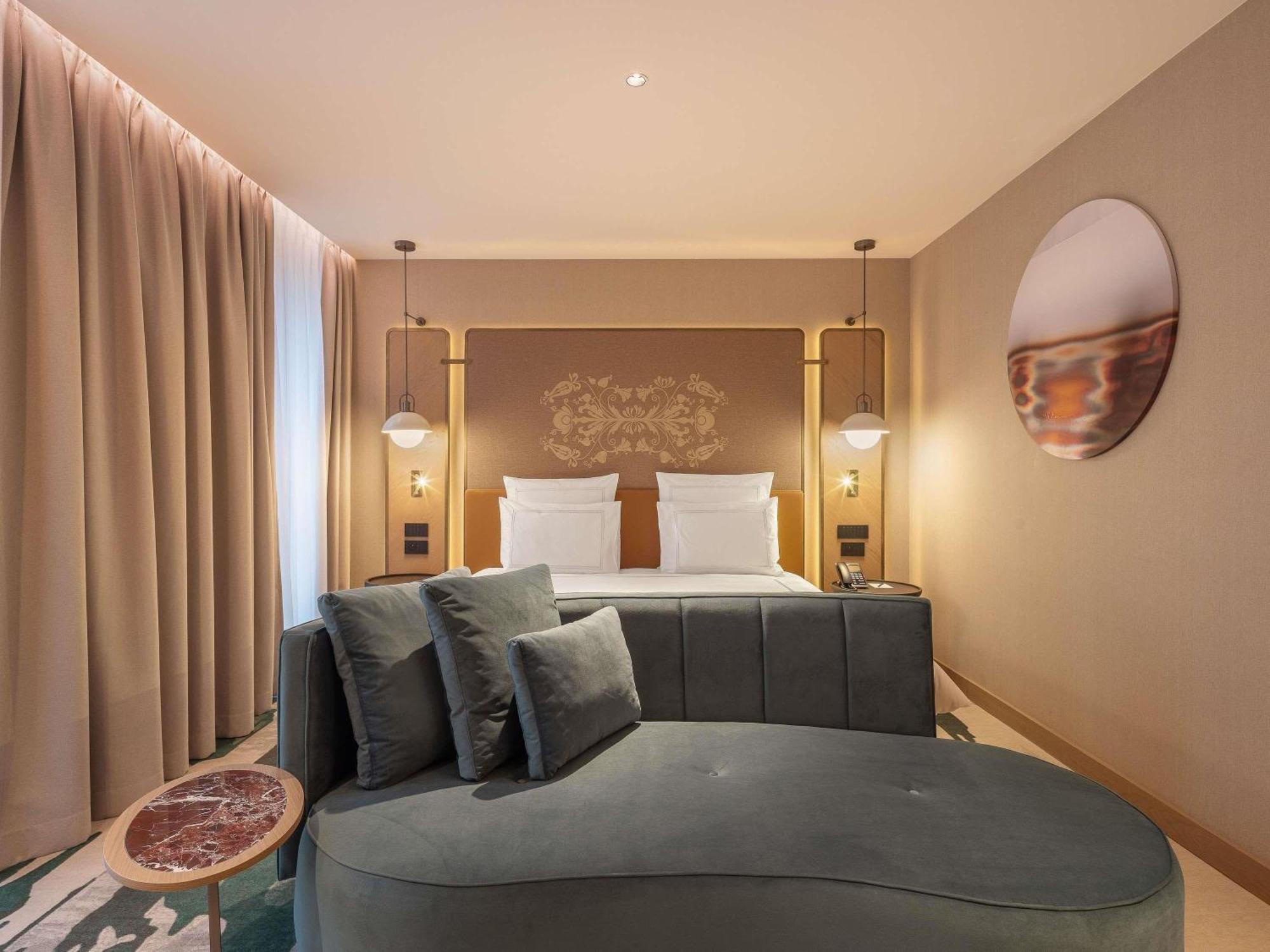 Swiss Superior – Zimmer mit Blick auf das Atrium