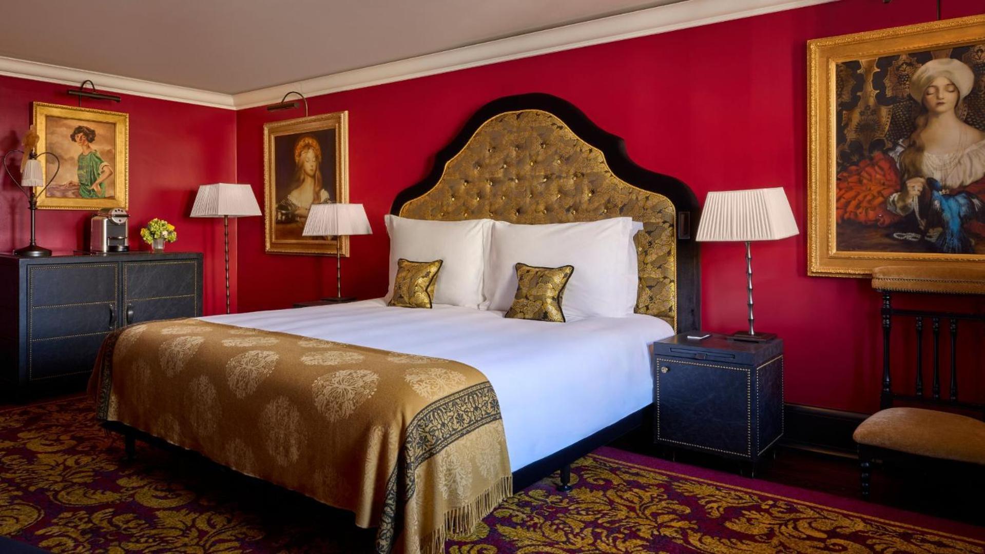 Deluxe Zimmer mit Kingsize-Bett