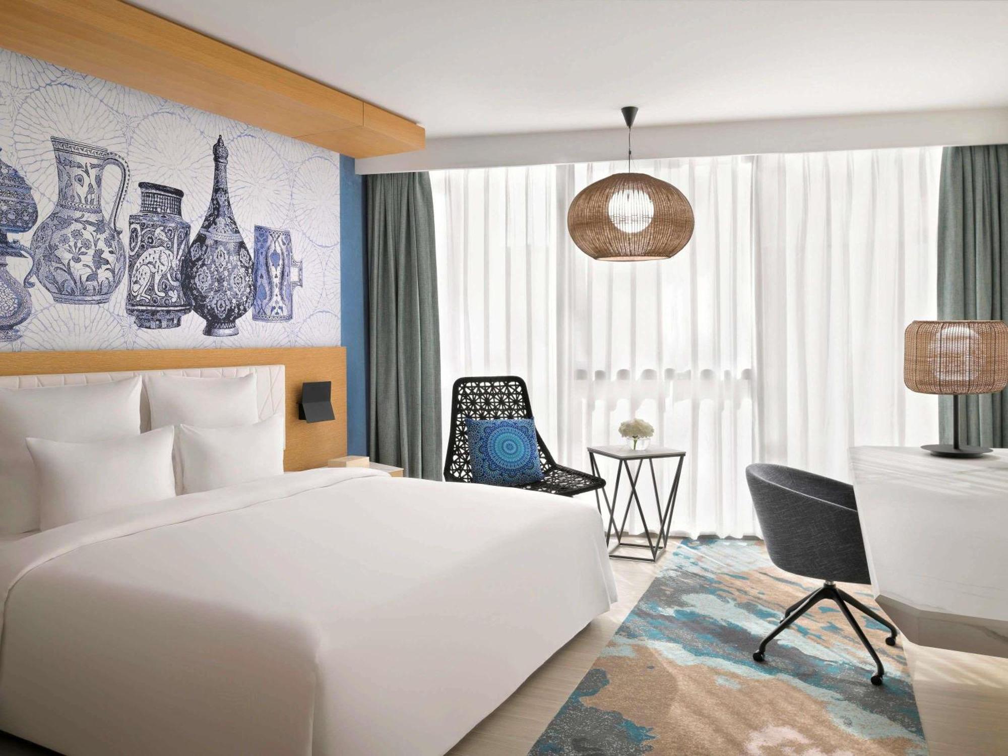 Deluxe Zimmer mit Kingsize-Bett