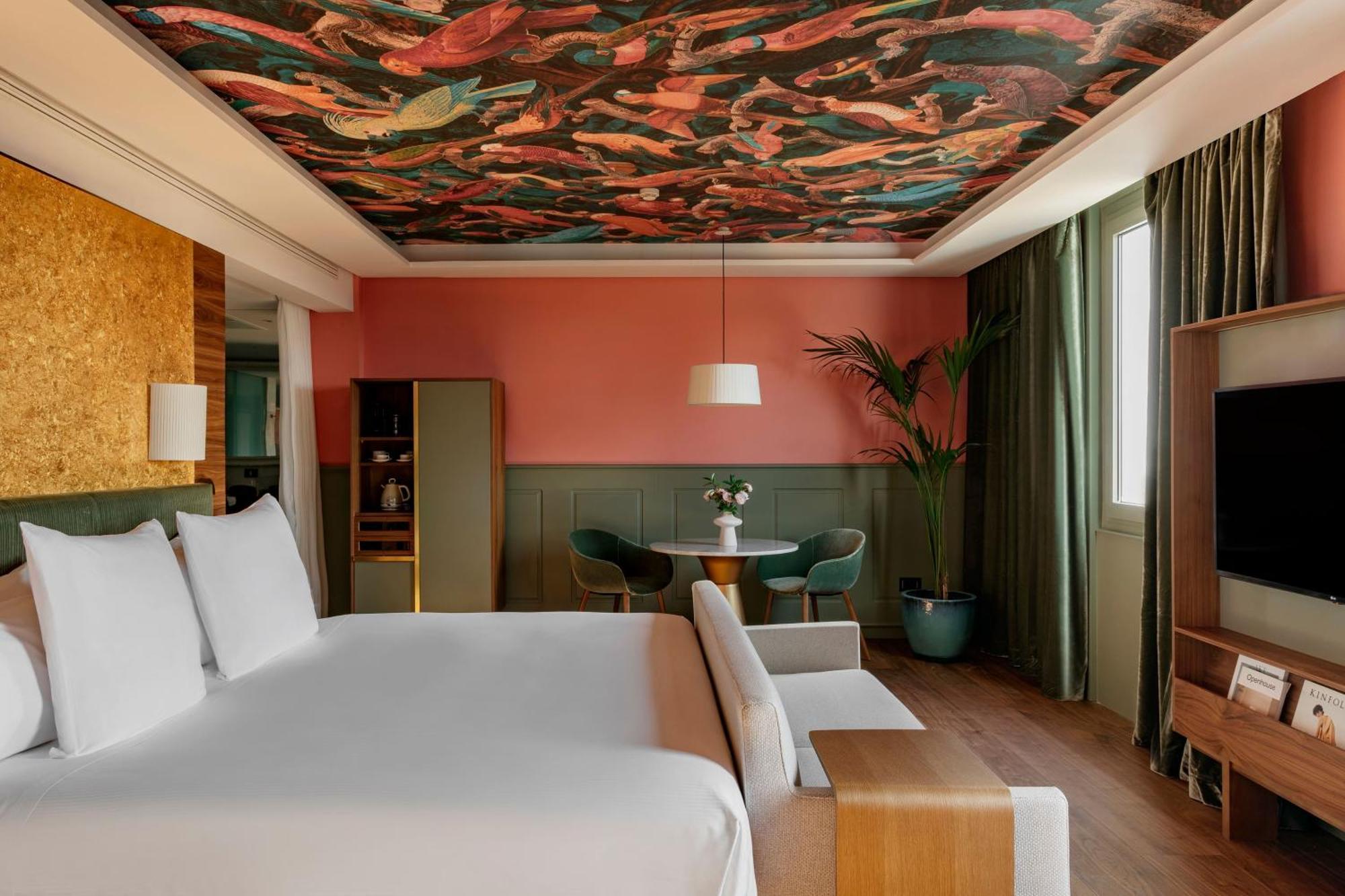 Junior Suite RedLevel Blick auf die Kathedrale