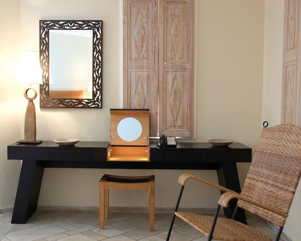 Deluxe Room,235343521:JPEG