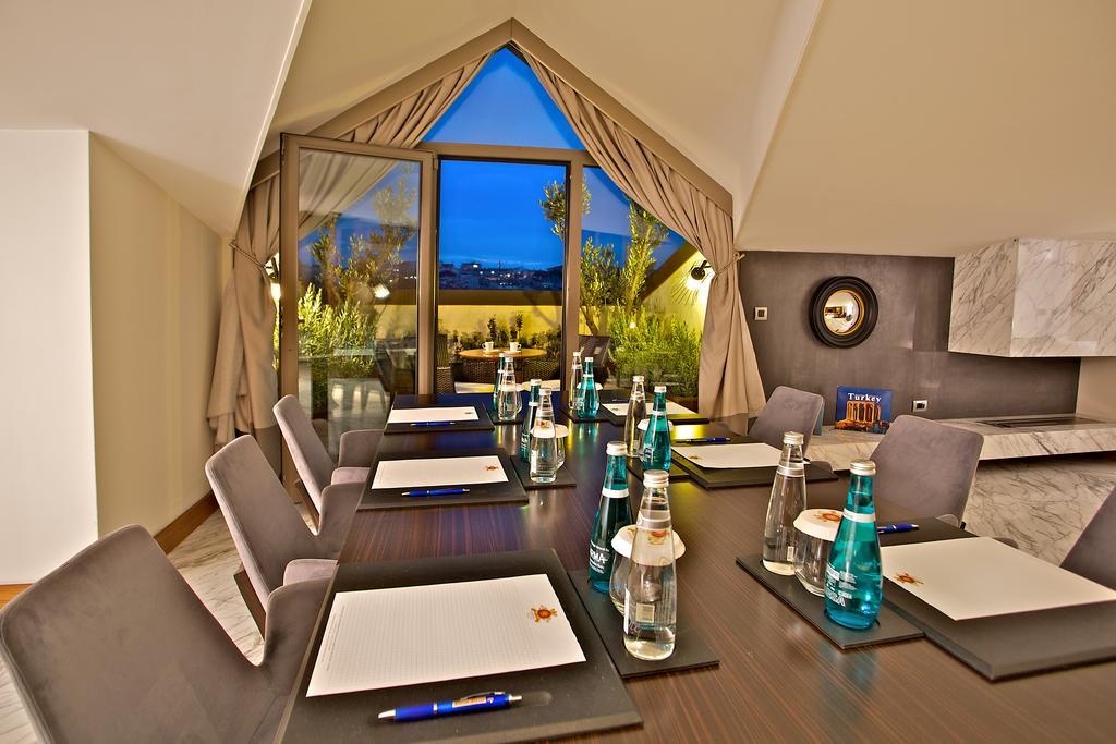 Premium Suite,256590037:JPEG