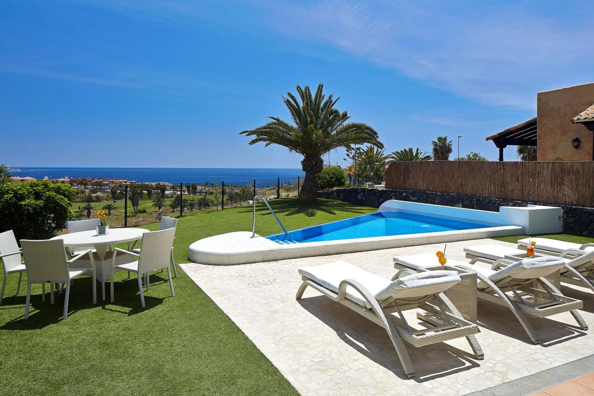 Villa mit 3 Schlafzimmern (4 Erwachsene + 2 Kinder)