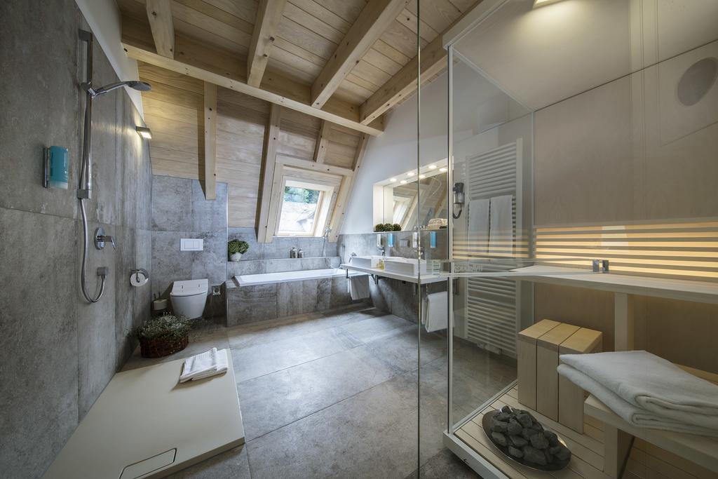 Suite with Garden View,325964851:JPEG