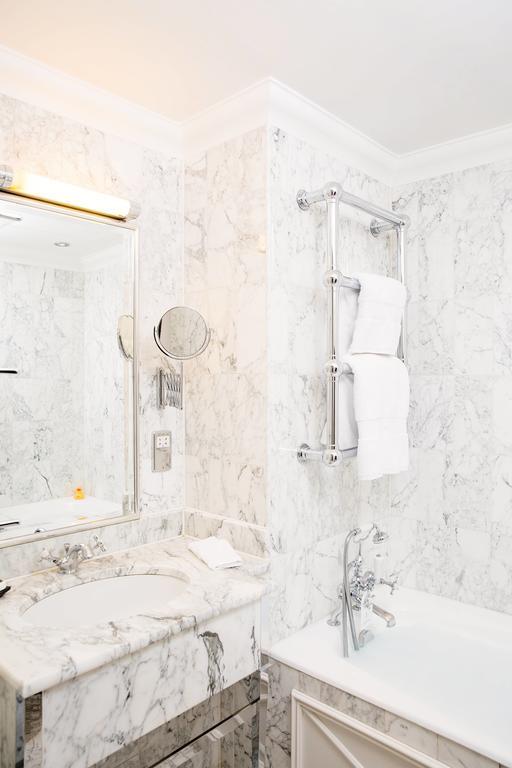 Classic Queen Room,430859463:JPEG