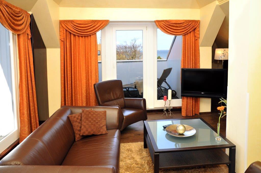 Penthouse Suite,1566937073:JPEG