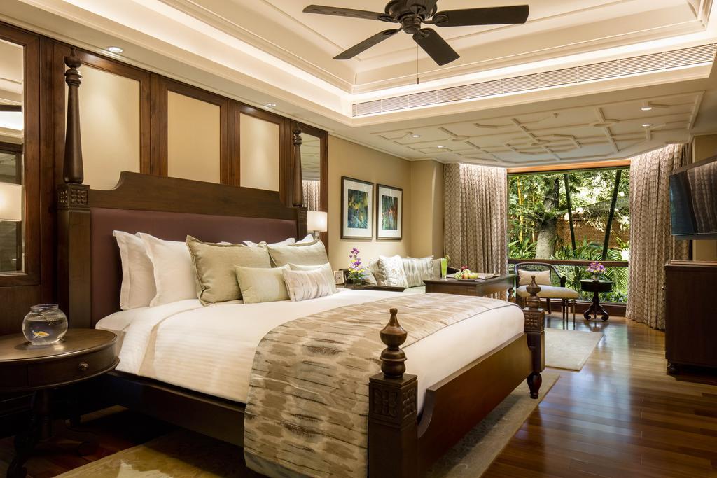 Luxury Grande Room Garden View King Bed,442653276:JPEG