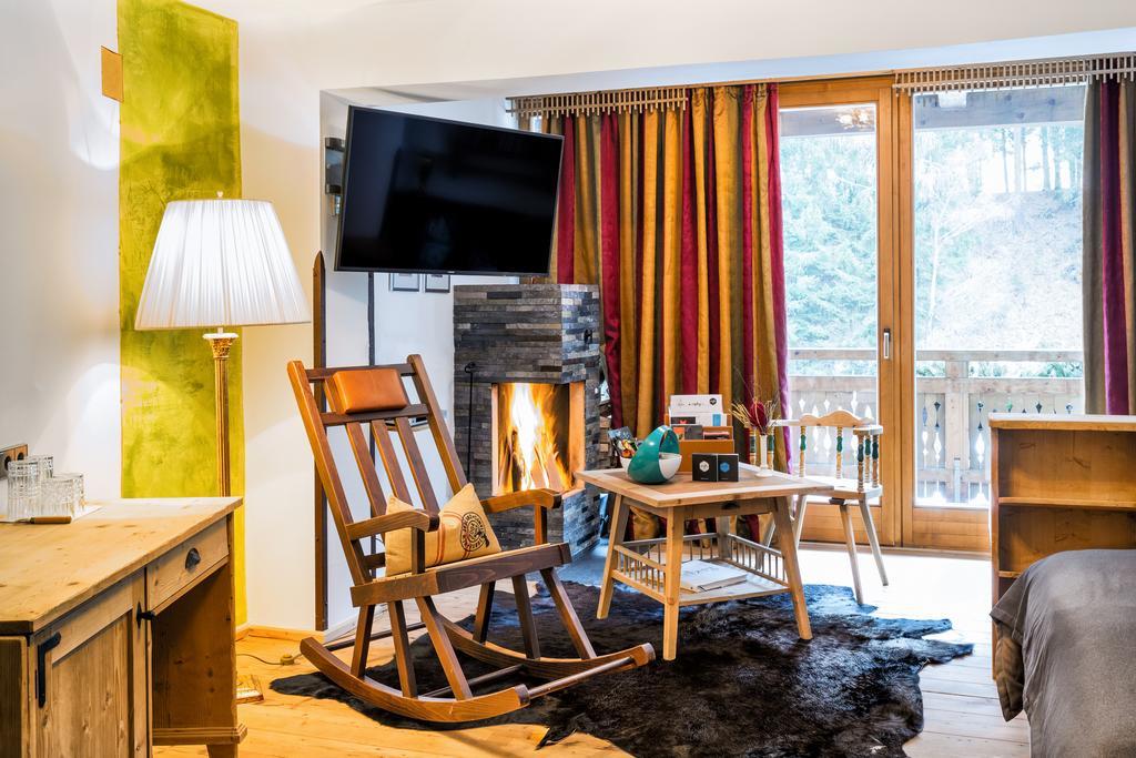 Junior Suite,451819161:JPEG