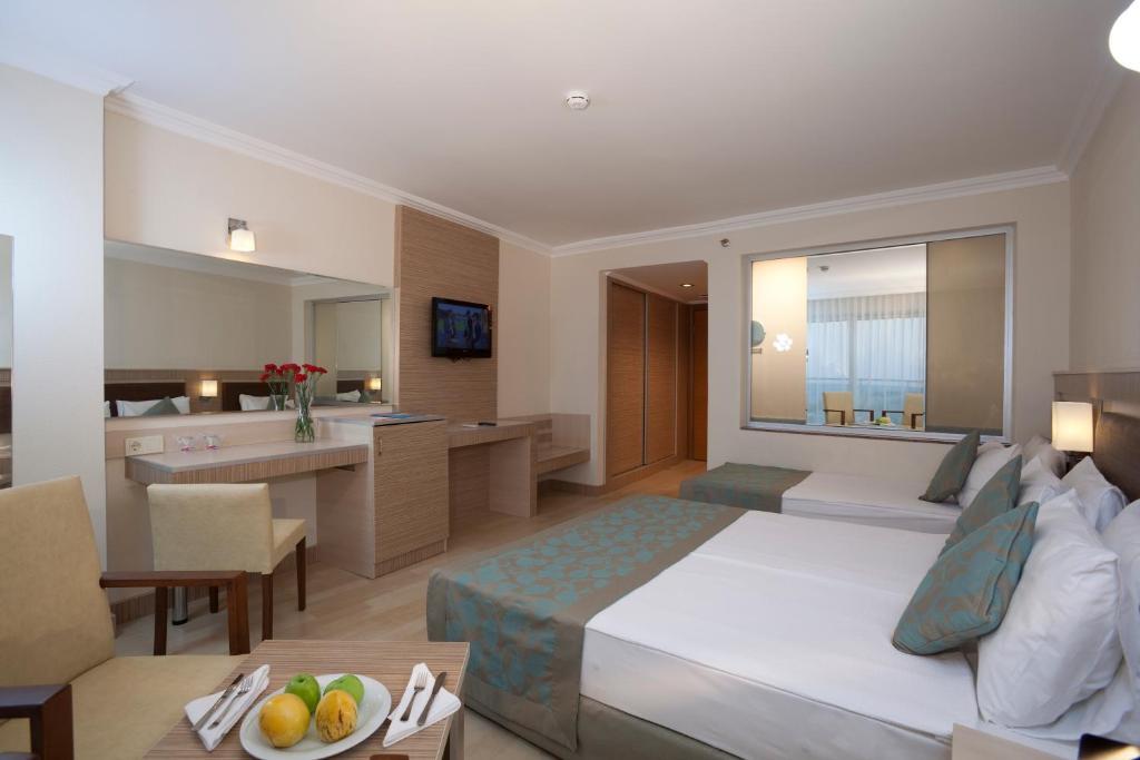 Double or Twin Room,783111912:JPEG