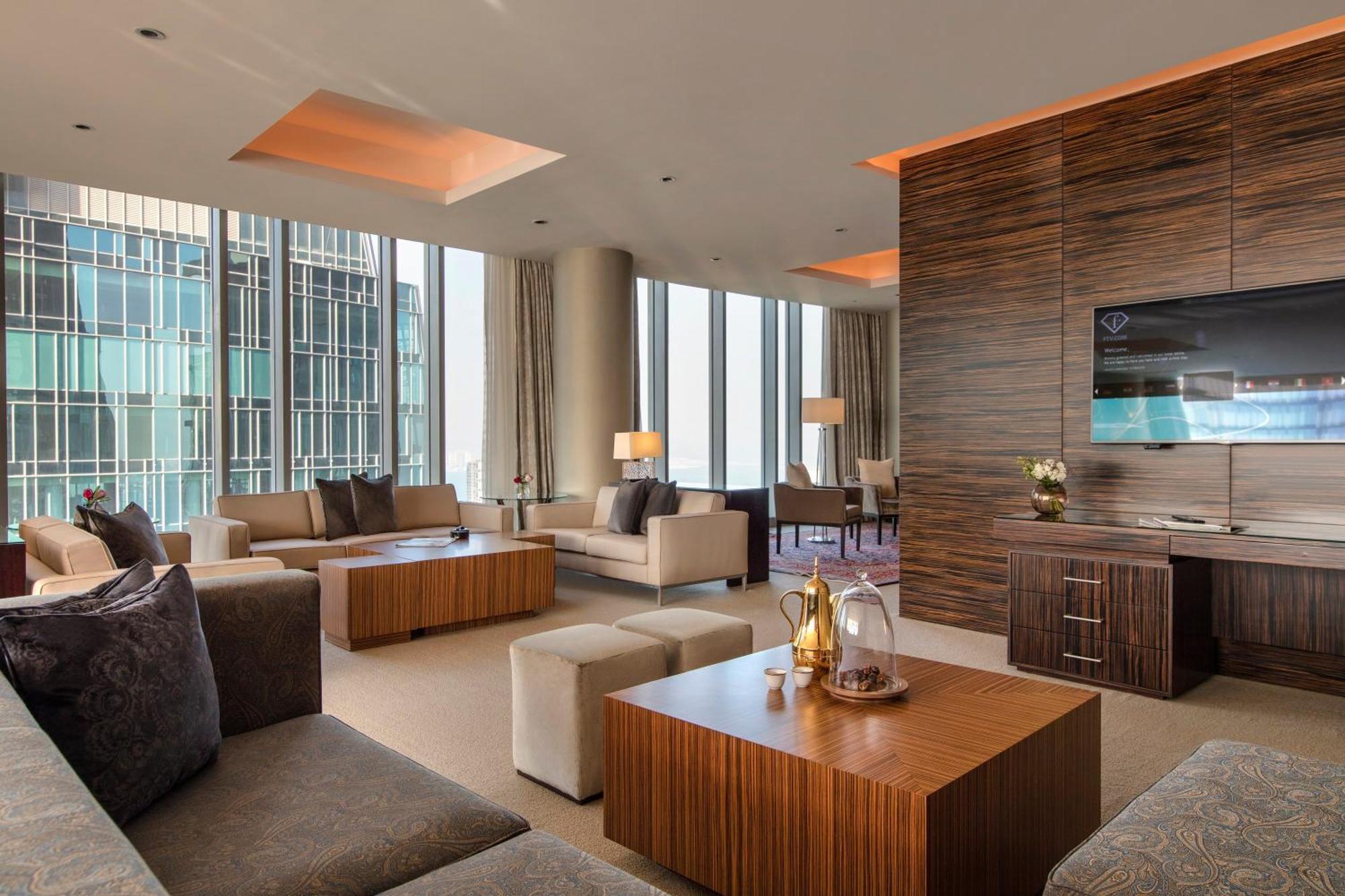 Penthouse mit 3 Schlafzimmern und Stadtblick (inkl. Dienstmädchenzimmer), Strandzugangspässe
