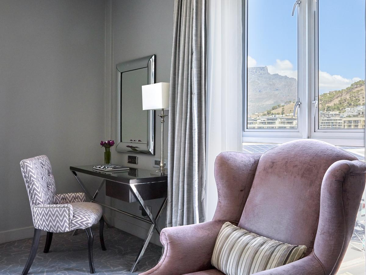 Premium Double or Twin Room with Mountain View,633166707:JPEG